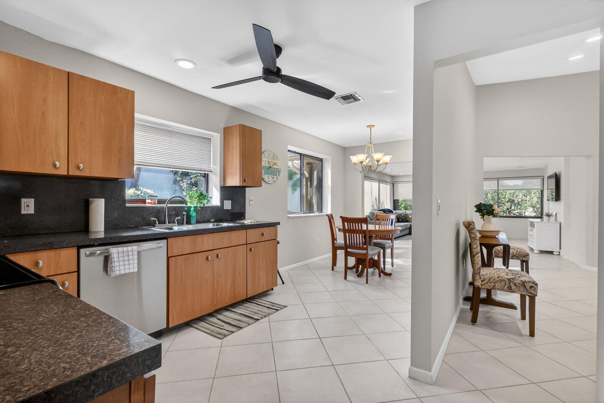870 NW 32nd Avenue, Delray Beach, FL 33445 — photo 13 of 58