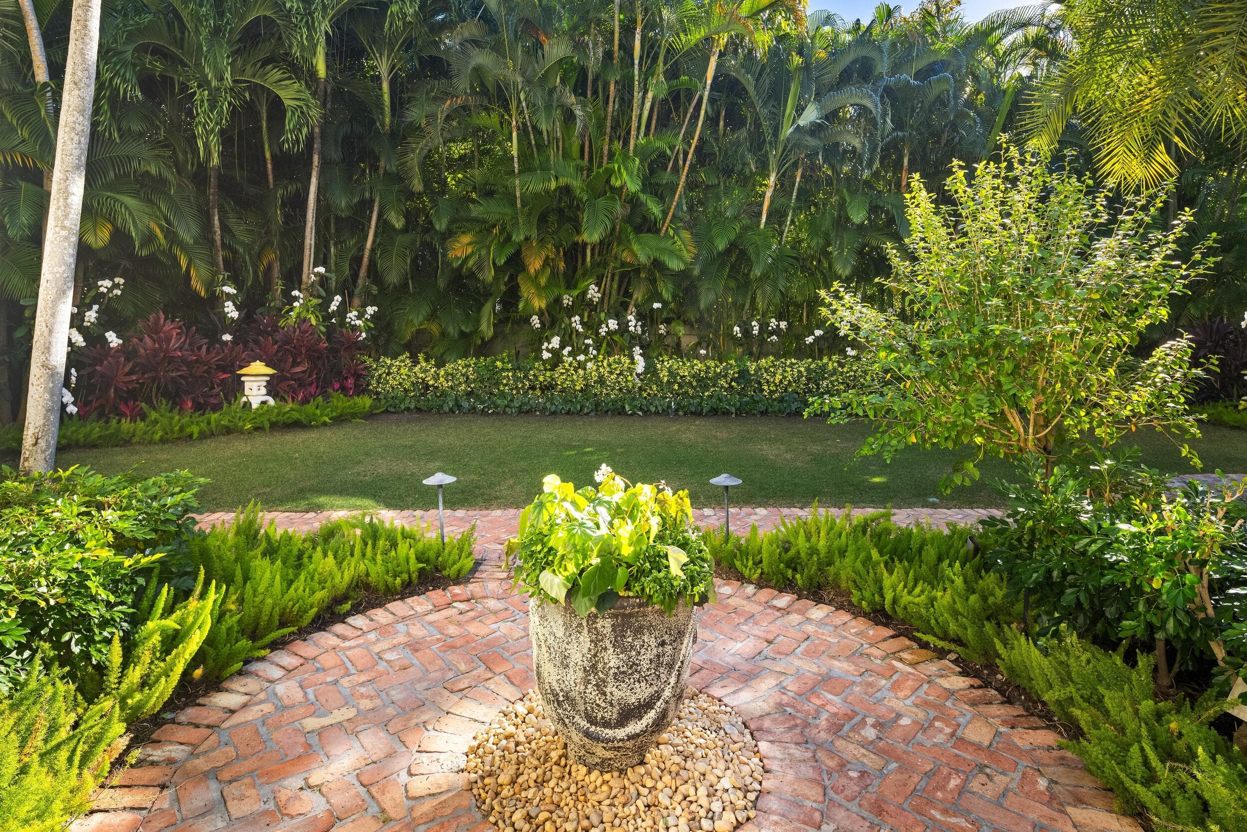 9 Via Vizcaya, Palm Beach, FL 33480 — photo 41 of 50