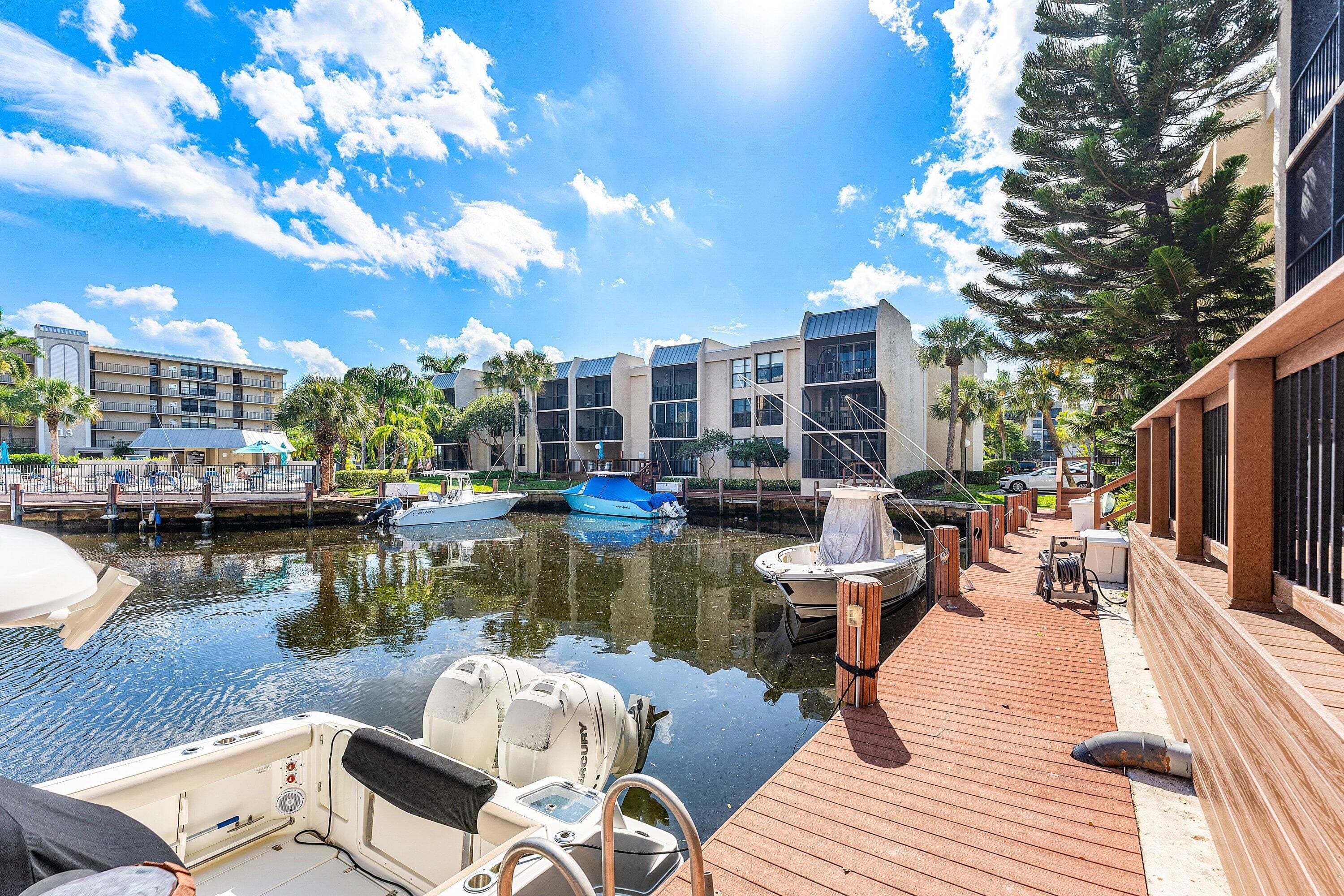 10 Royal Palm Way 203, Boca Raton, FL 33432 — photo 4 of 45