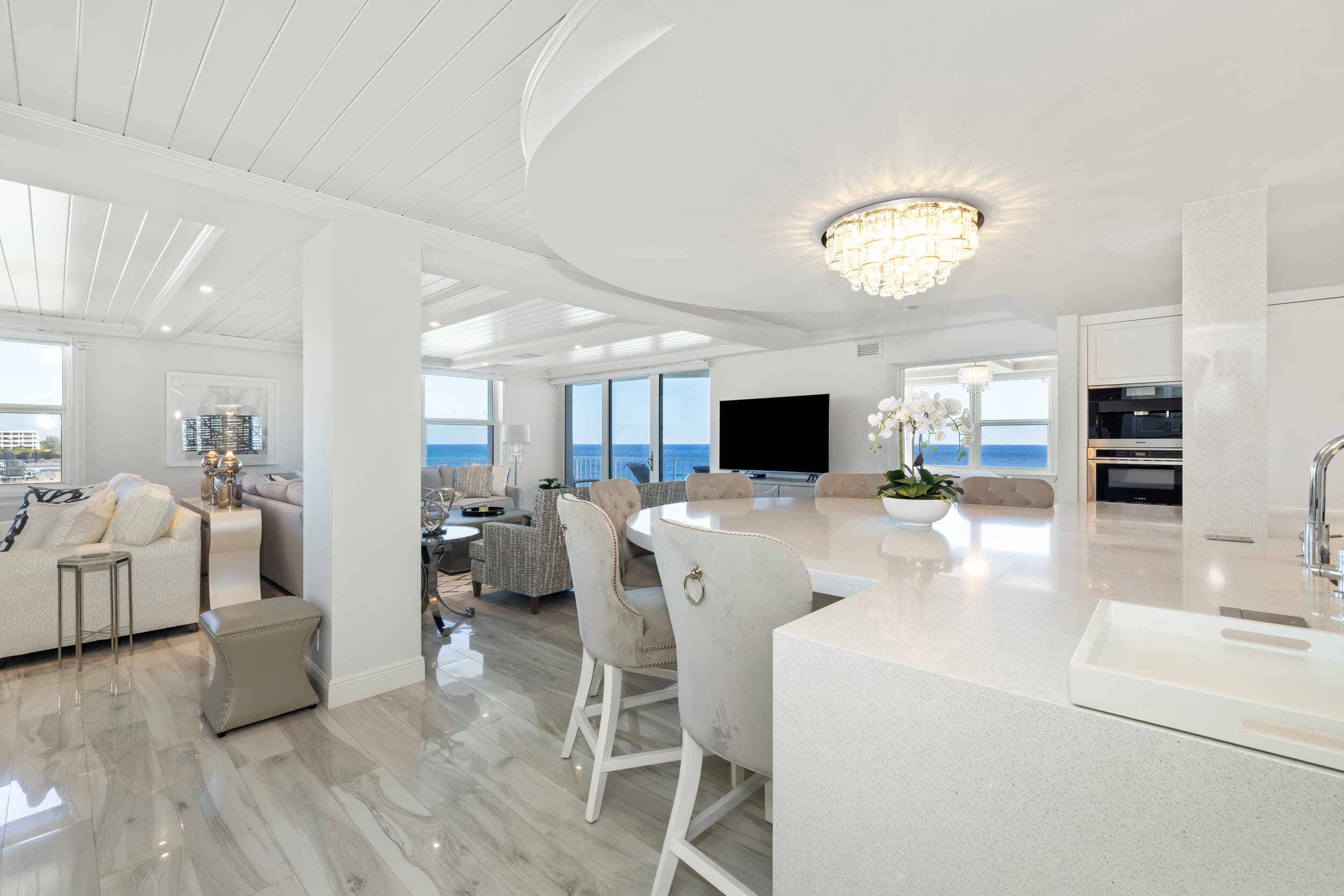 2295 S Ocean Boulevard 625, Palm Beach, FL 33480 — photo 5 of 47