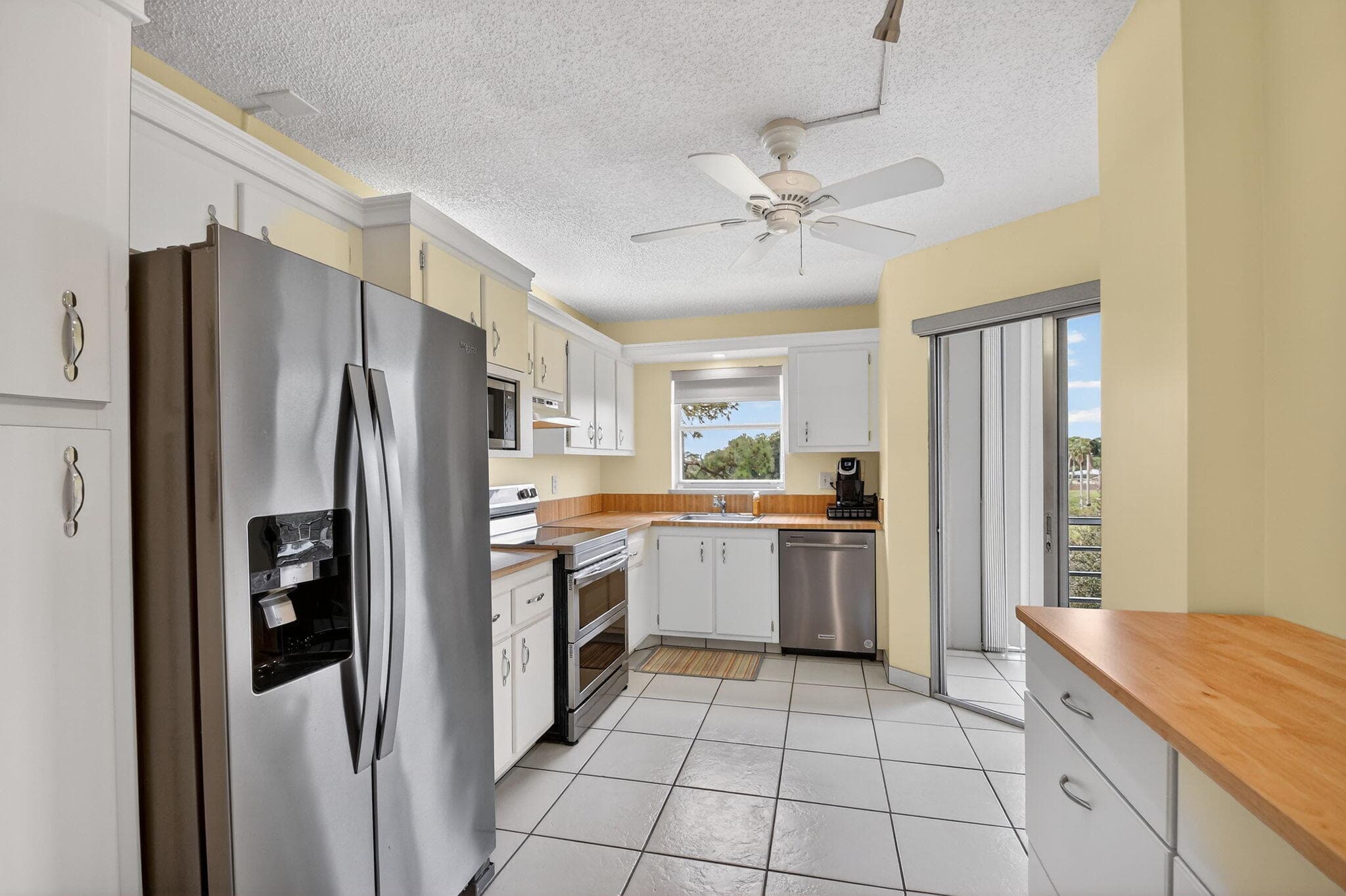 3871 Via Poinciana 404, Lake Worth, FL 33467 — photo 11 of 56