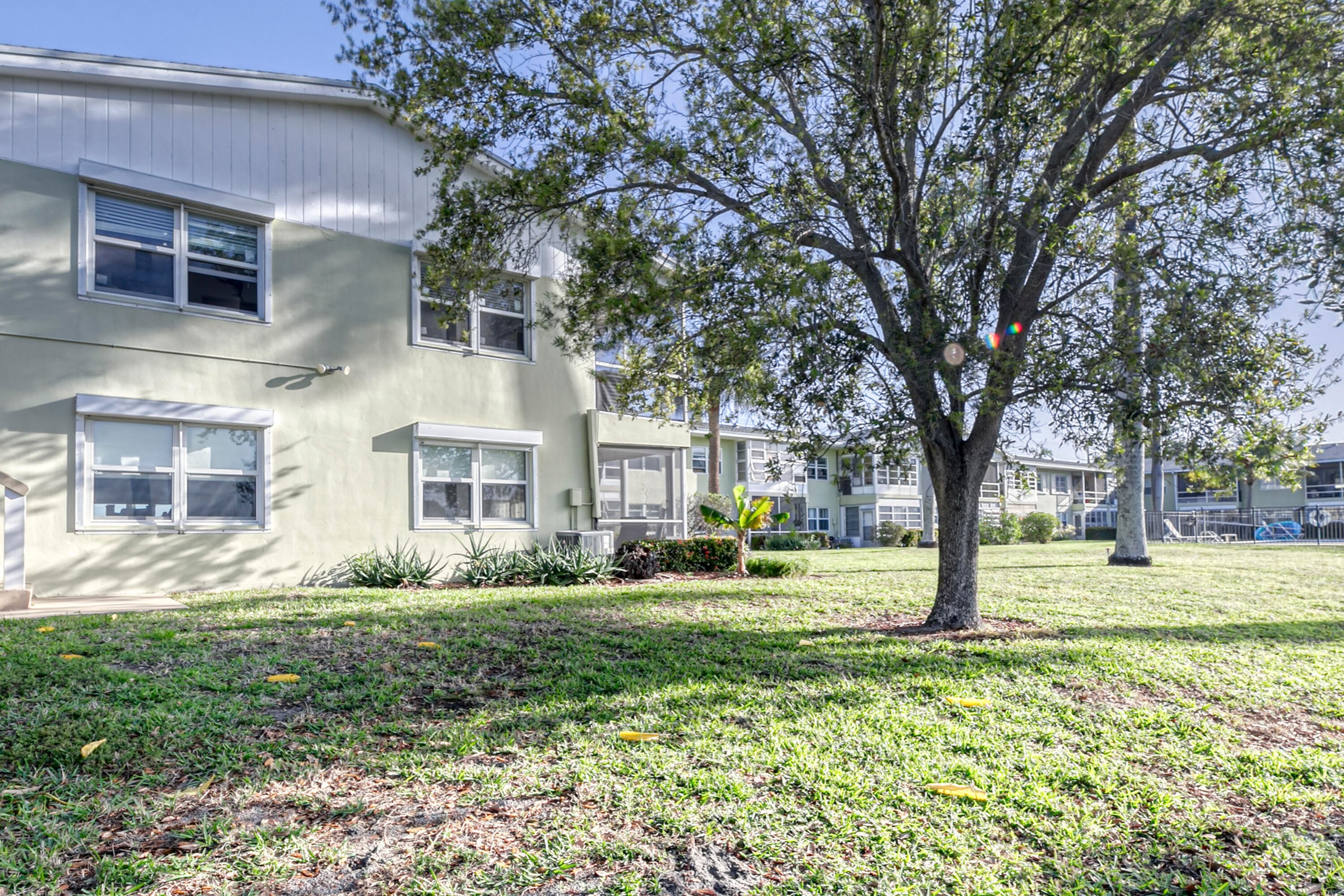 960 Crystal Lake Drive 115, Deerfield Beach, FL 33064 — photo 34 of 35