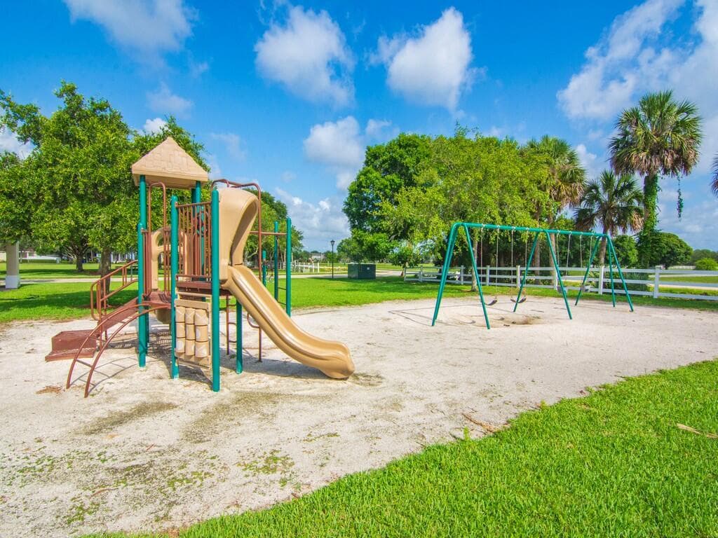 7543 15th Street, Vero Beach, FL 32966 — photo 27 of 54