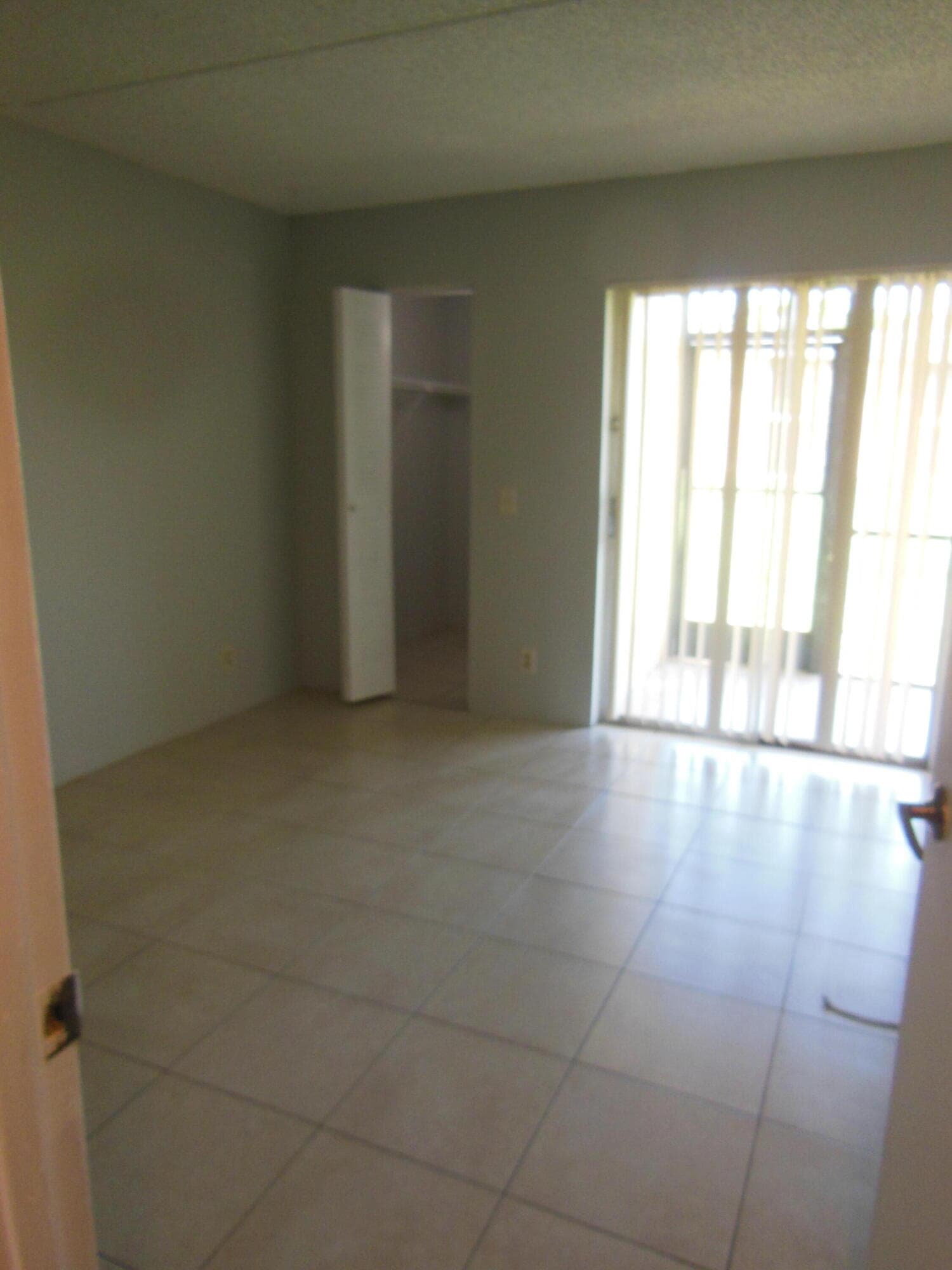 709 Meadows Circle, Boynton Beach, FL 33436 — photo 5 of 25