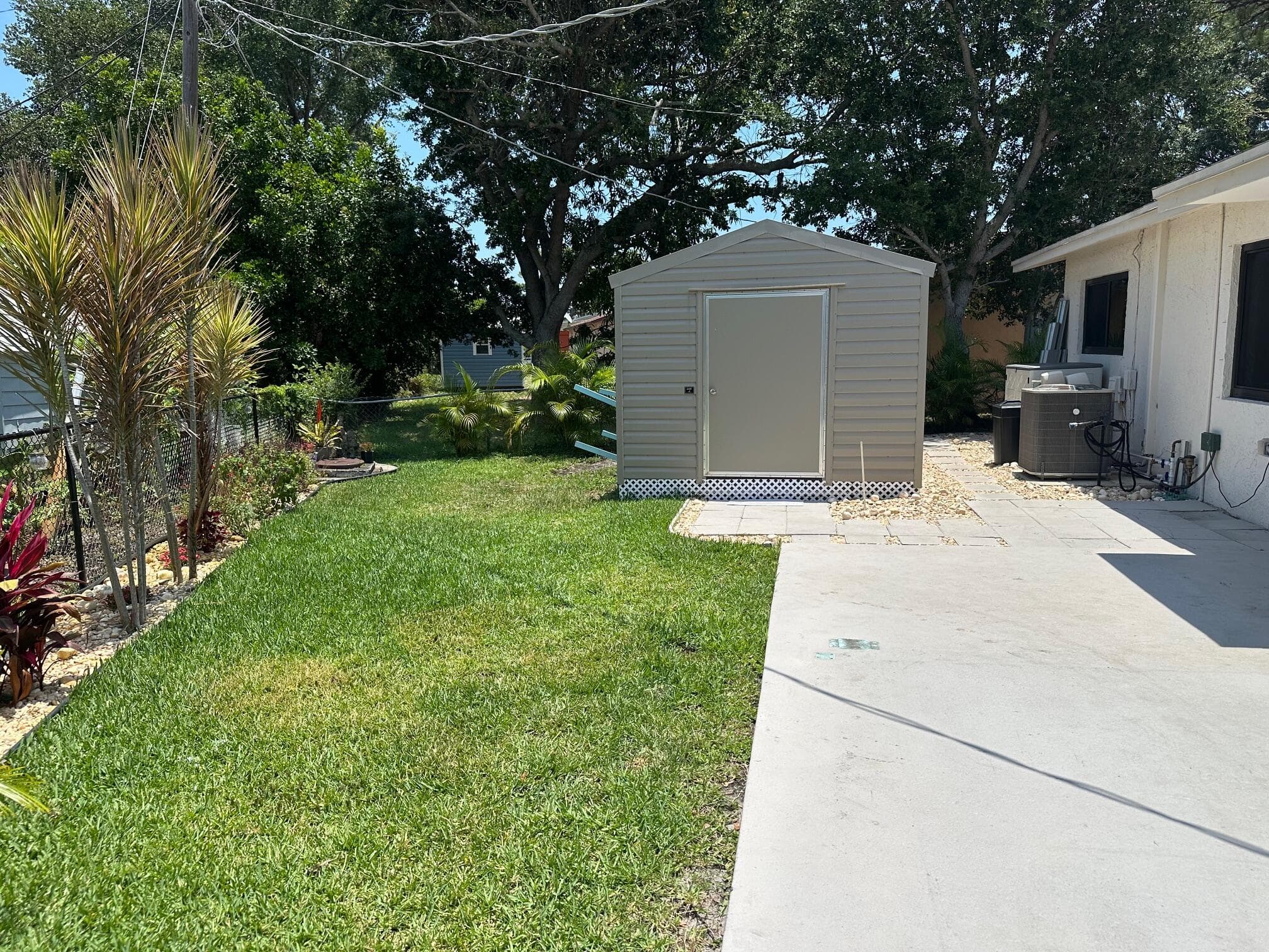 907 SE Lake Street, Stuart, FL 34994 — photo 19 of 23