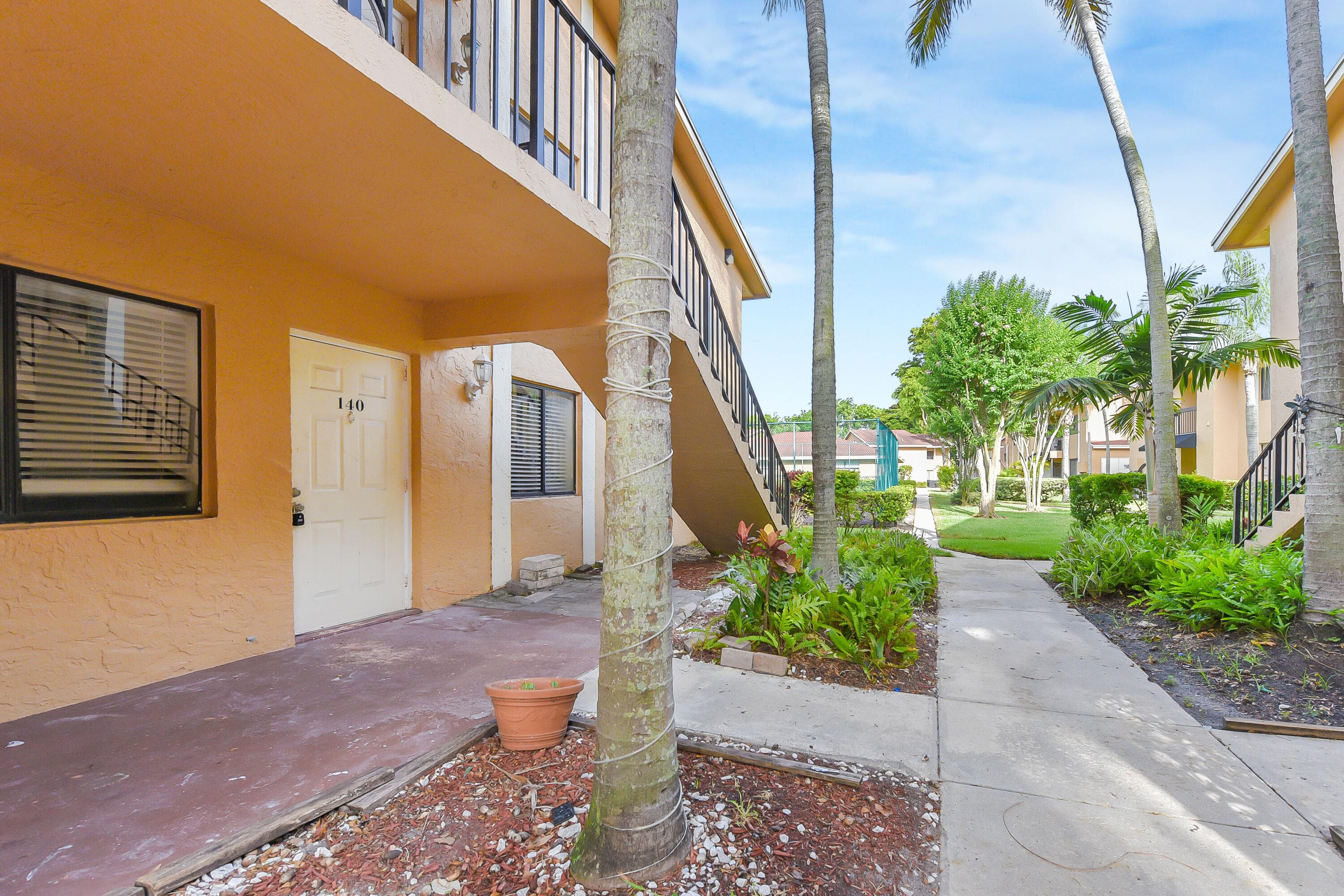 6053 10th 140 Avenue N 140, Greenacres, FL 33463 — photo 3 of 24