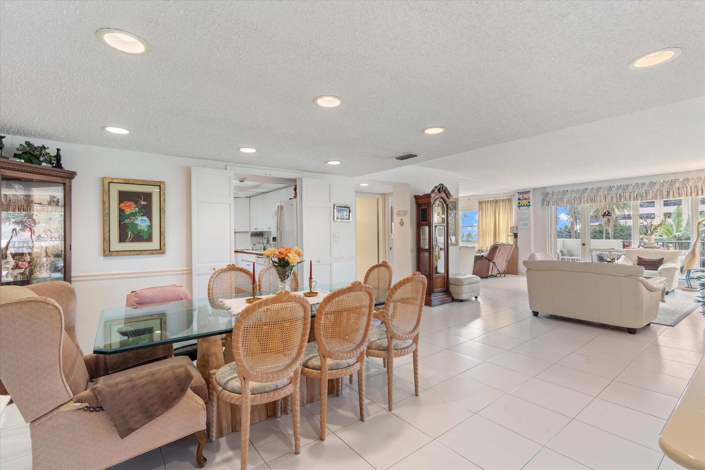 5100 N Ocean Boulevard 303, Lauderdale-By-The-Sea, FL 33308 — photo 7 of 35