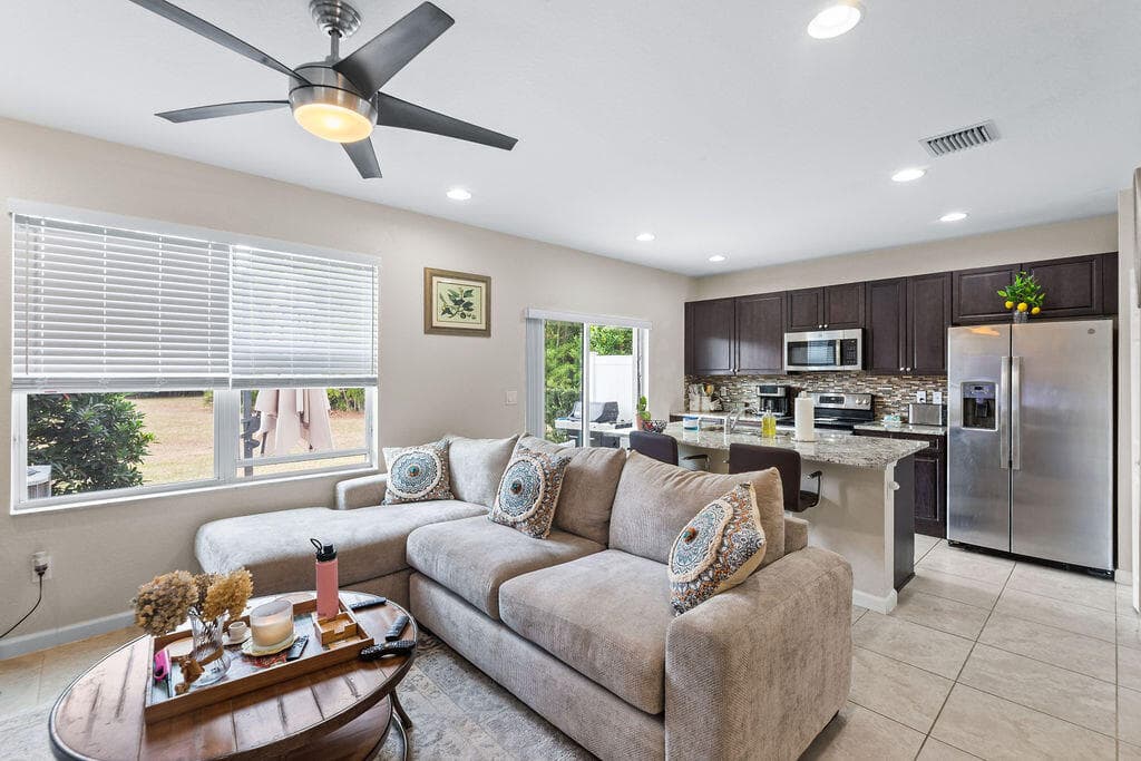 2550 NW Treviso Circle, Port St. Lucie, FL 34986 — photo 12 of 40