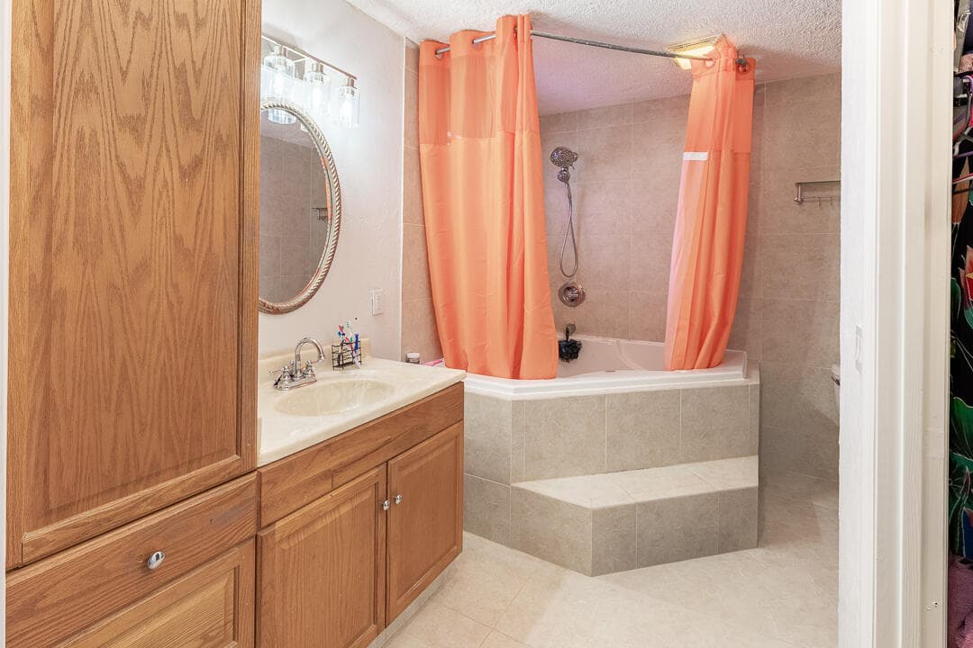 418 SE Langfield Avenue, Port St. Lucie, FL 34984 — photo 10 of 27