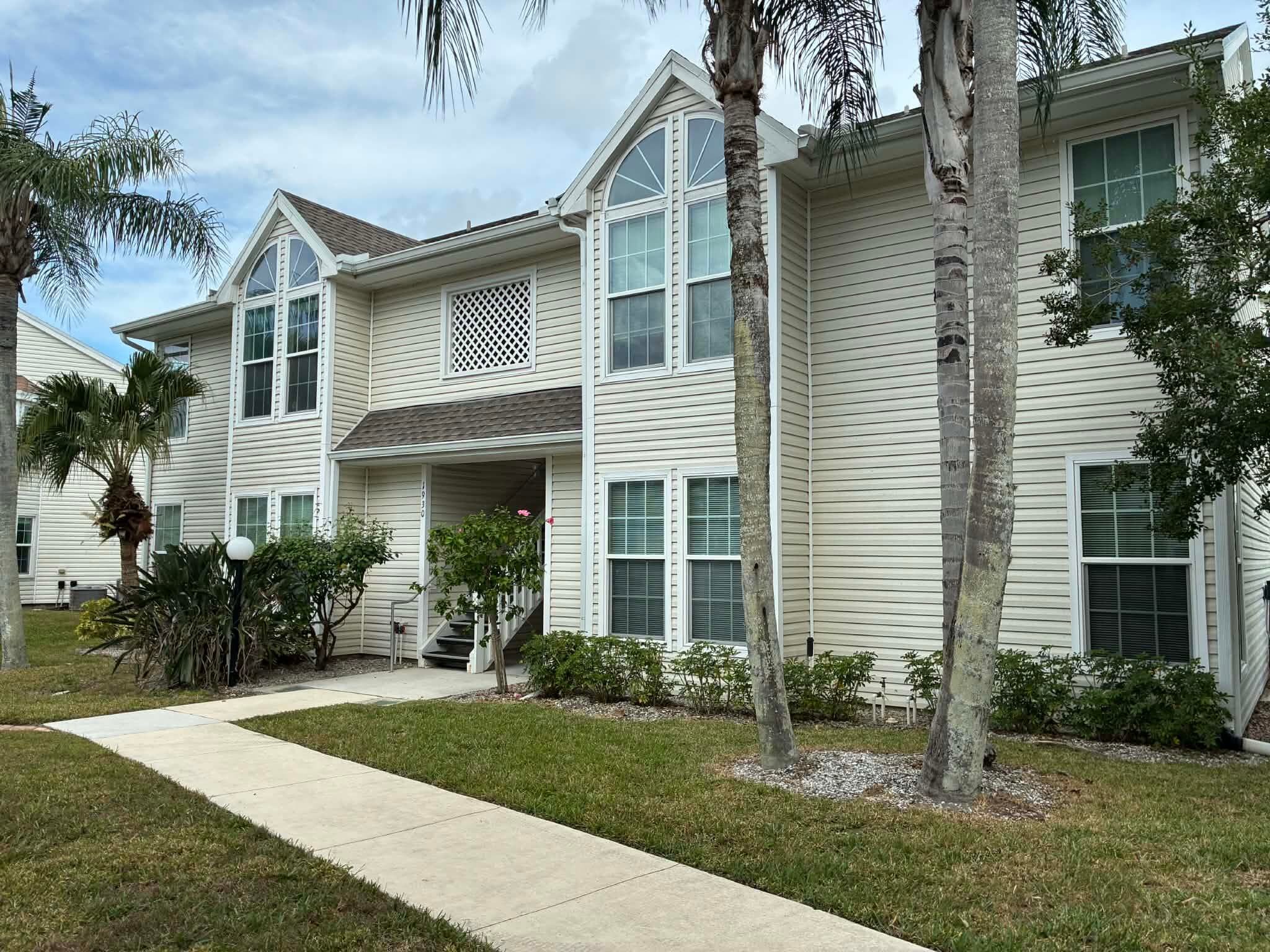 1930 Westminster Circle 2, Vero Beach, FL 32966 — photo 1 of 46