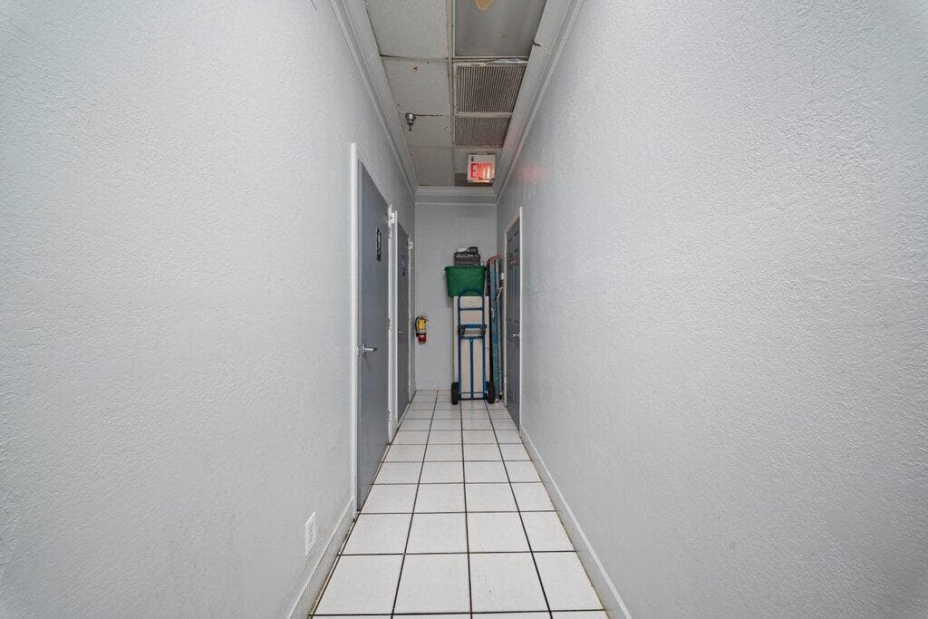 3092 S Jog Road, Greenacres, FL 33463 — photo 32 of 41