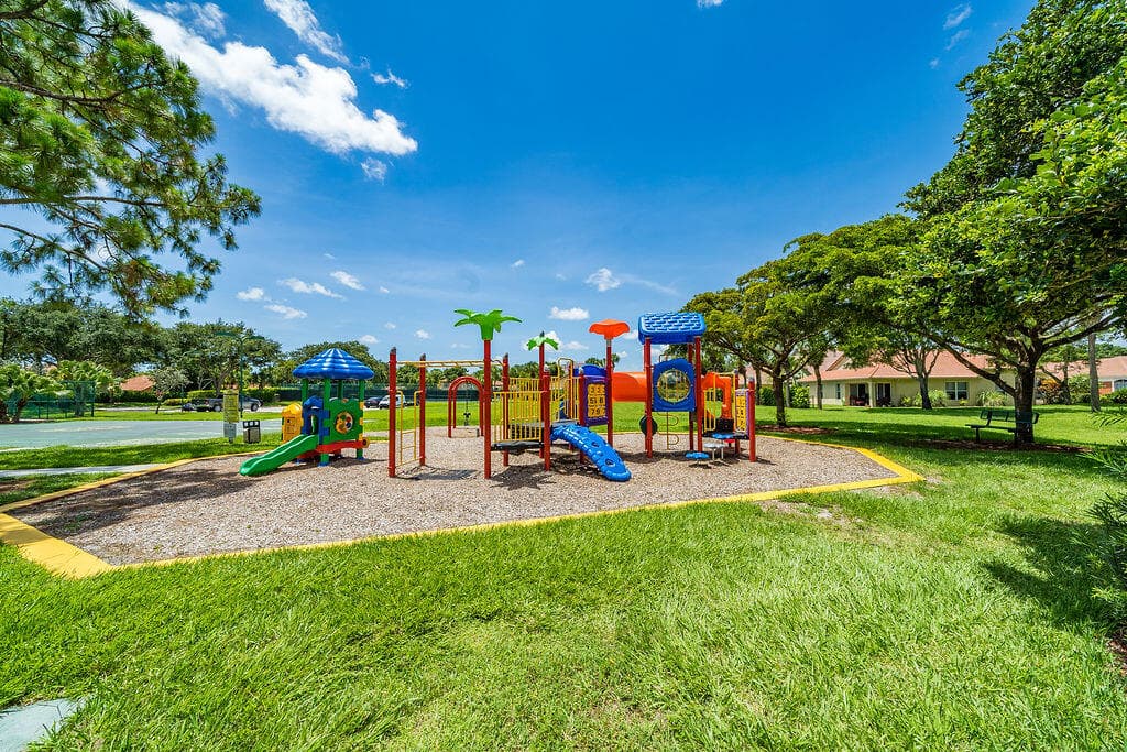 8063 Via Hacienda, Riviera Beach, FL 33418 — photo 37 of 42