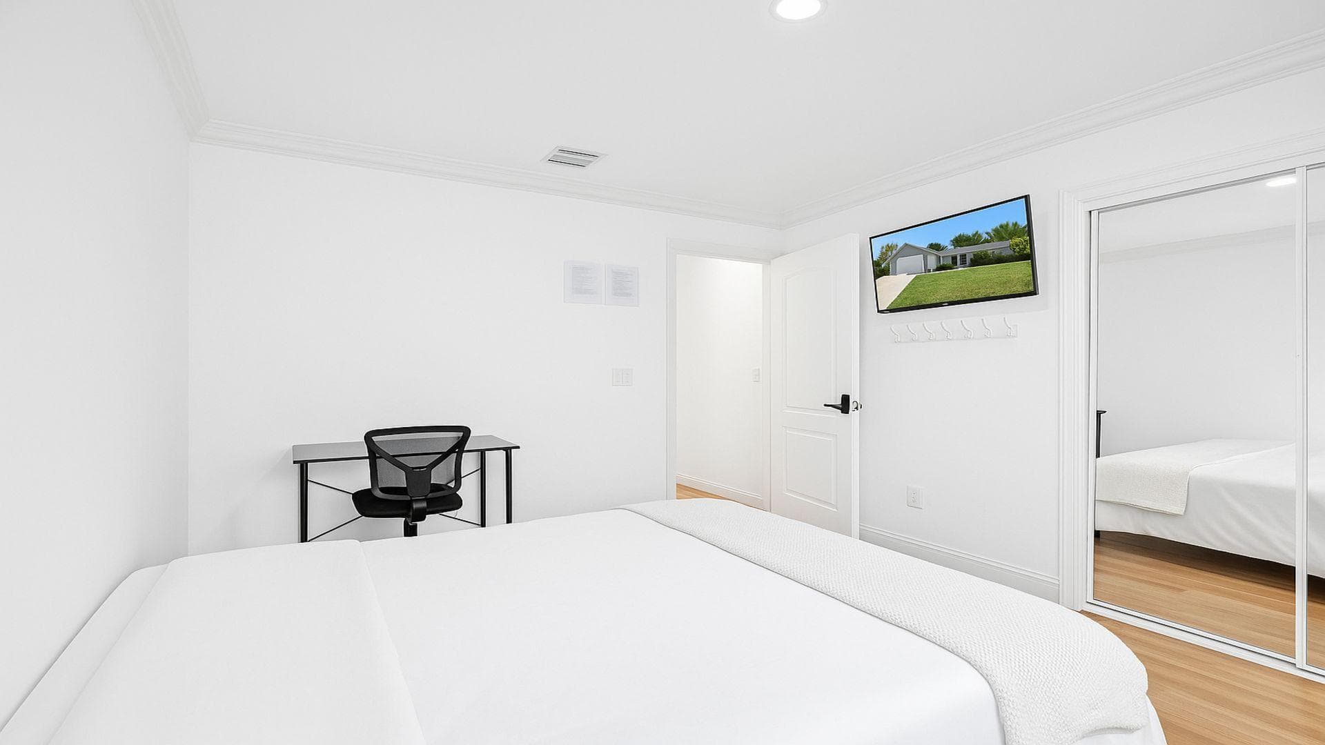 1075 W 30th Street, Riviera Beach, FL 33404 — photo 39 of 67