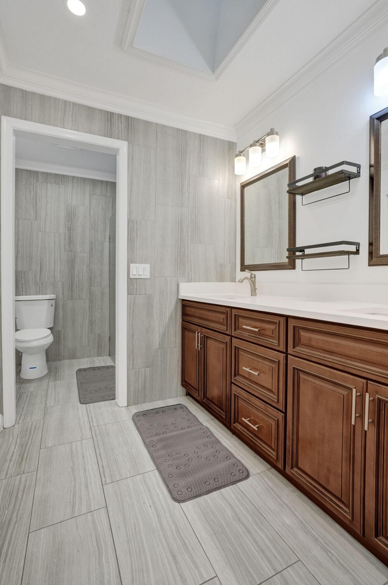 1075 W 30th Street, Riviera Beach, FL 33404 — photo 47 of 67
