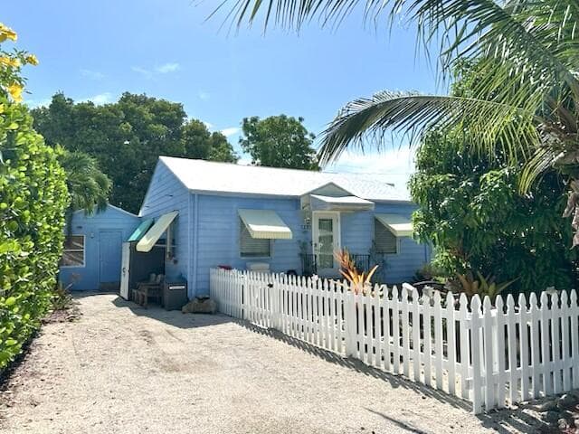 629 SE 4th Avenue, Delray Beach, FL 33483 — photo 10 of 19