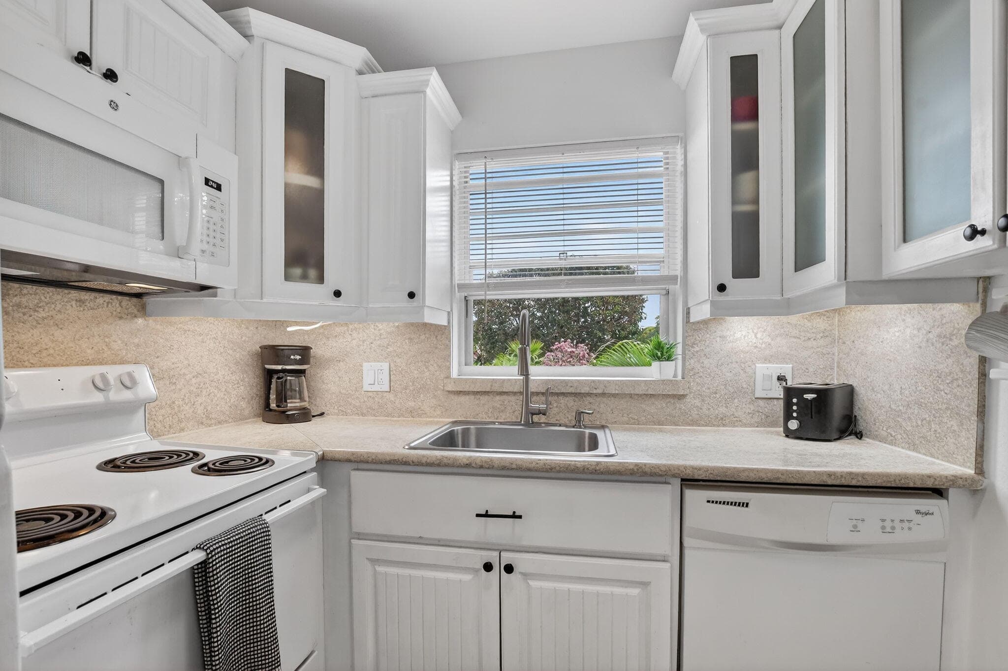 477 Tilford V, Deerfield Beach, FL 33442 — photo 9 of 81