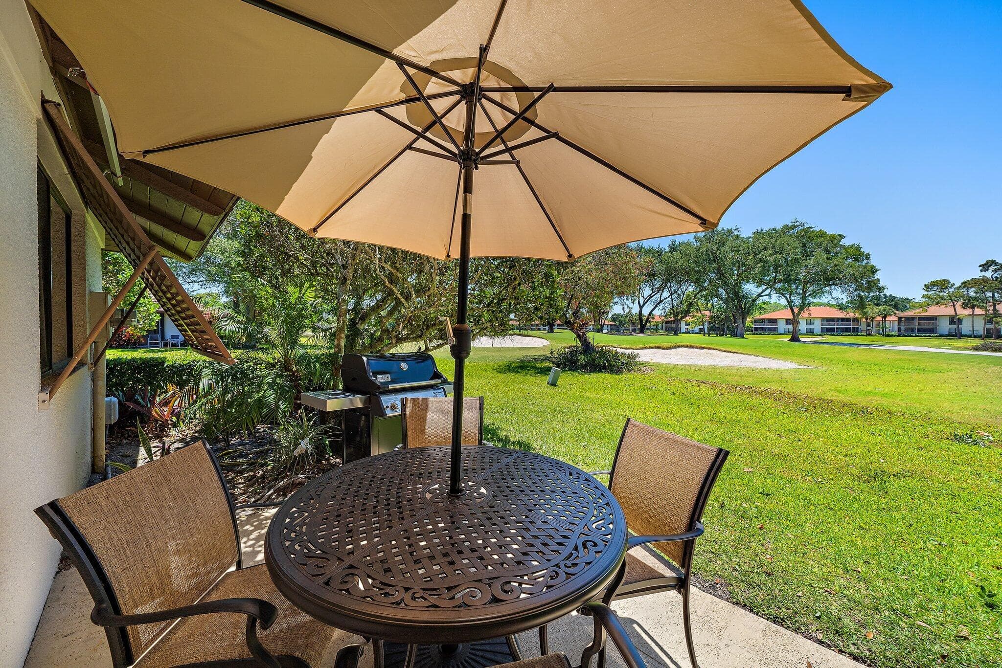 821 Club Drive, Palm Beach Gardens, FL 33418 — photo 19 of 28