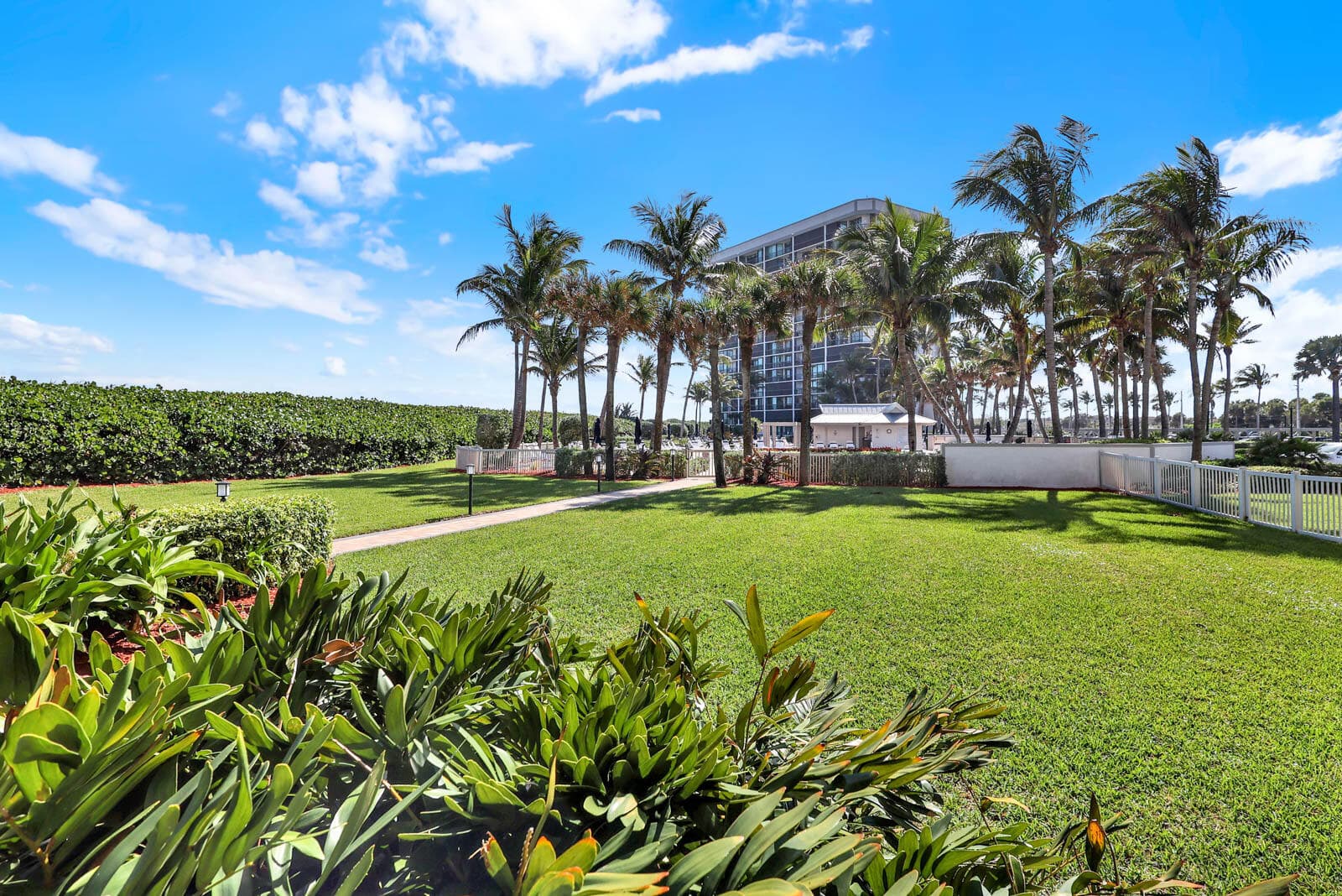 8800 S Ocean Drive 109, Jensen Beach, FL 34957 — photo 11 of 76