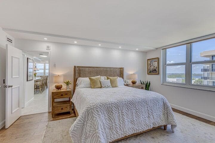 5440 N Ocean Drive 1502, Singer Island, FL 33404 — photo 21 of 35