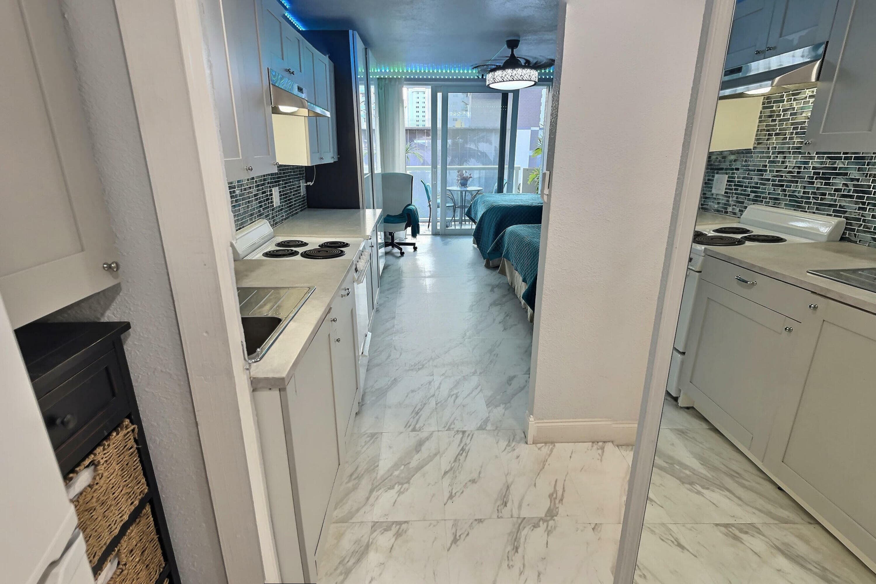 19201 Collins Avenue 337, Sunny Isles Beach, FL 33160 — photo 9 of 28
