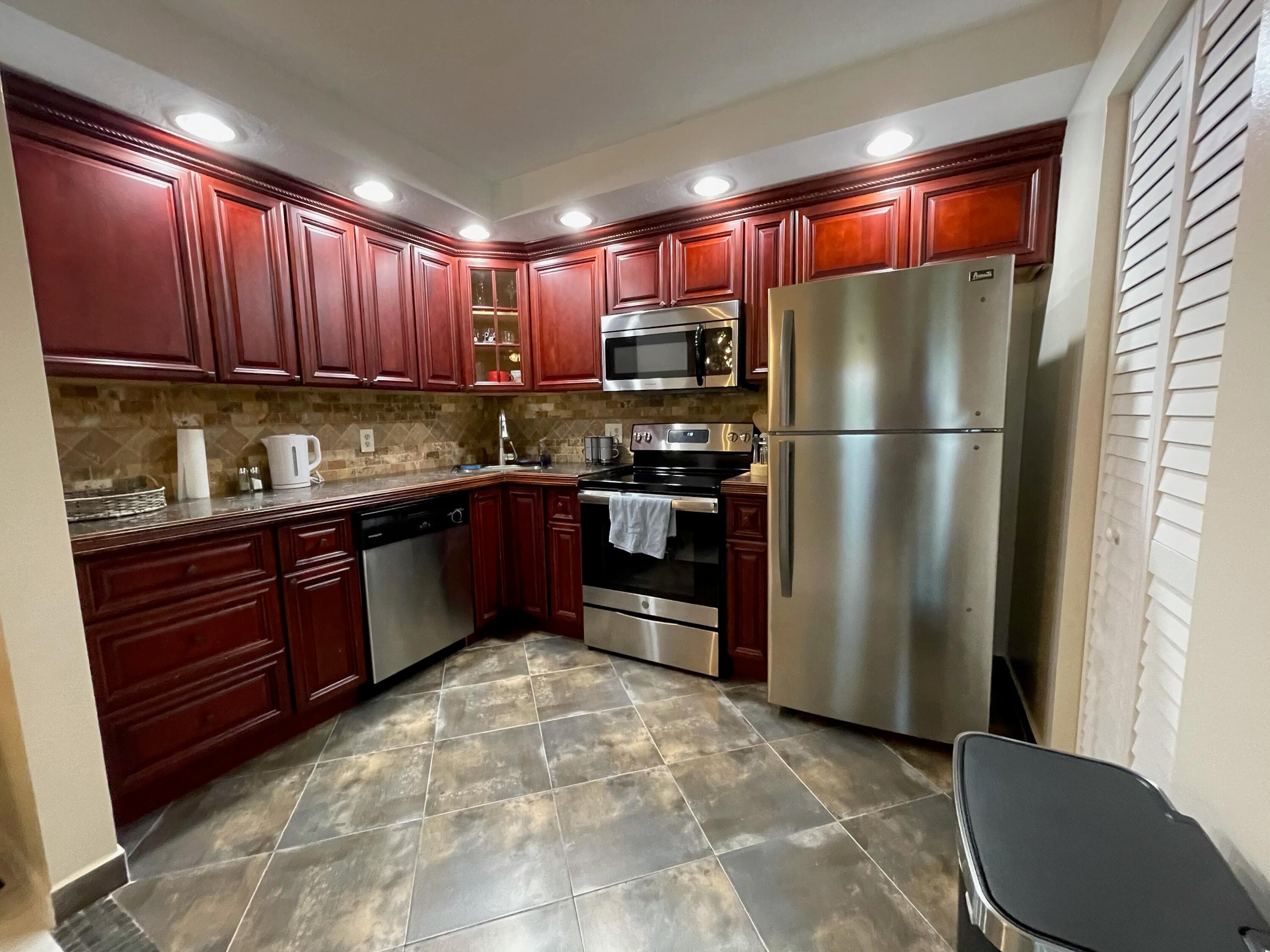 4988 Sable Pine Circle D1, West Palm Beach, FL 33417 — photo 2 of 22