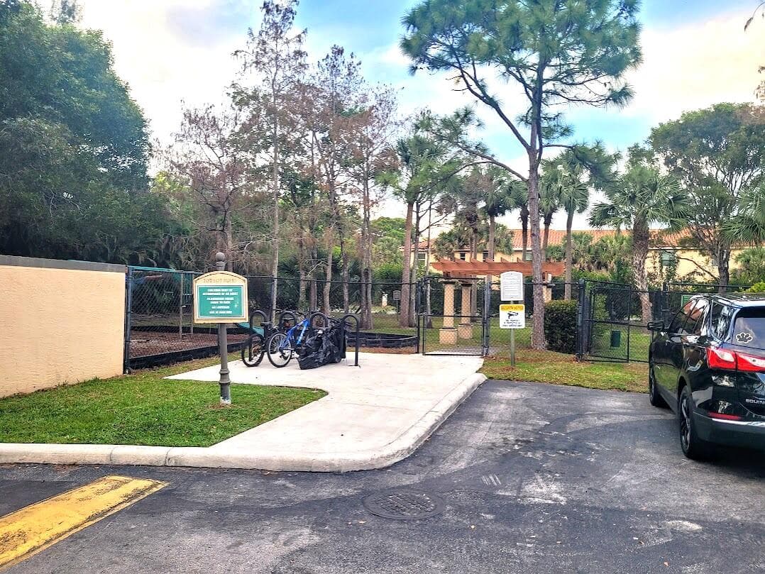 4197 N Haverhill Road 212, West Palm Beach, FL 33417 — photo 23 of 32