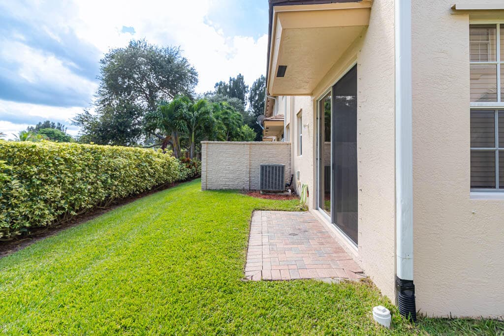 356 SE Bloxham Way, Stuart, FL 34997 — photo 6 of 61