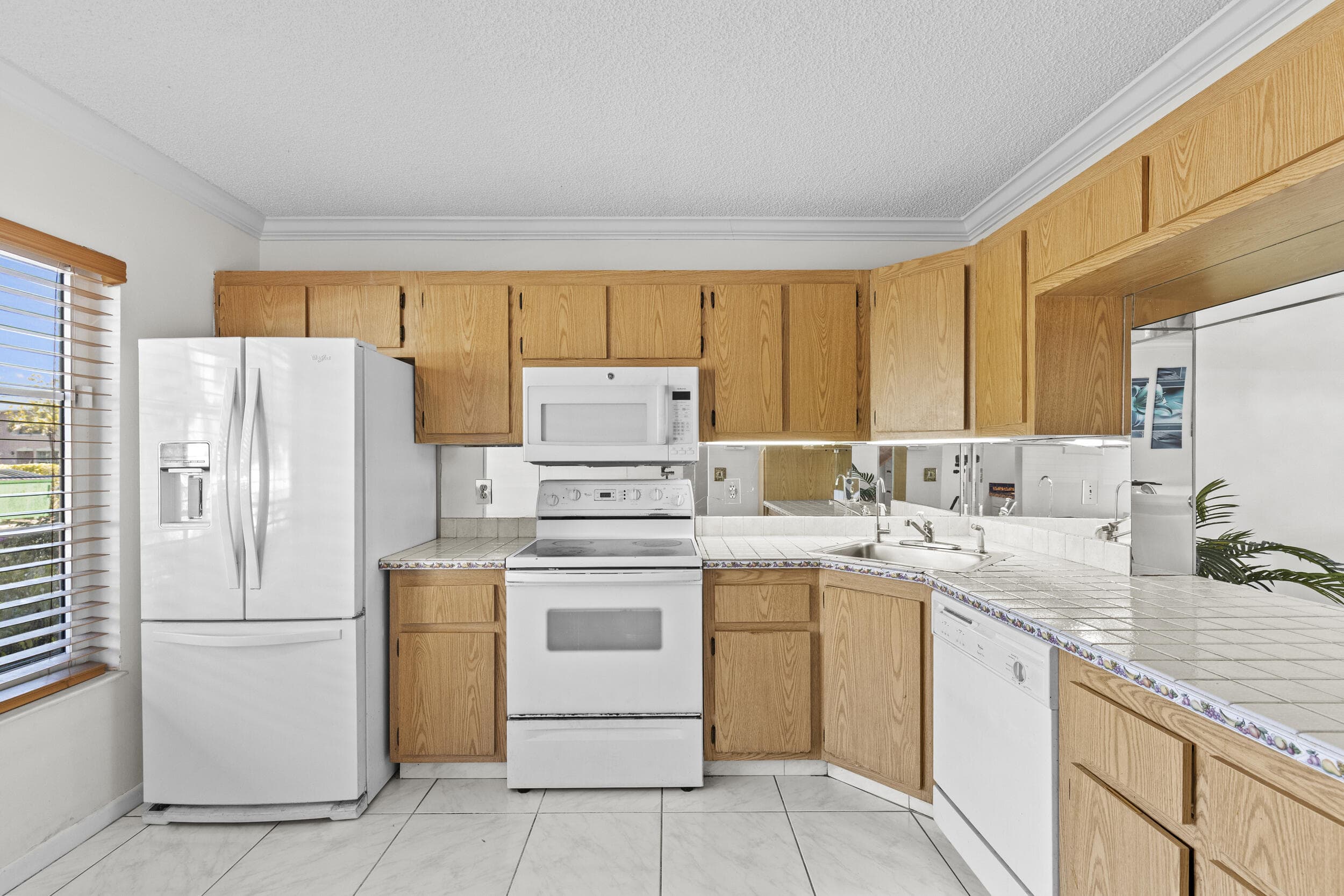 218 Foxtail Drive B, Greenacres, FL 33415 — photo 4 of 40
