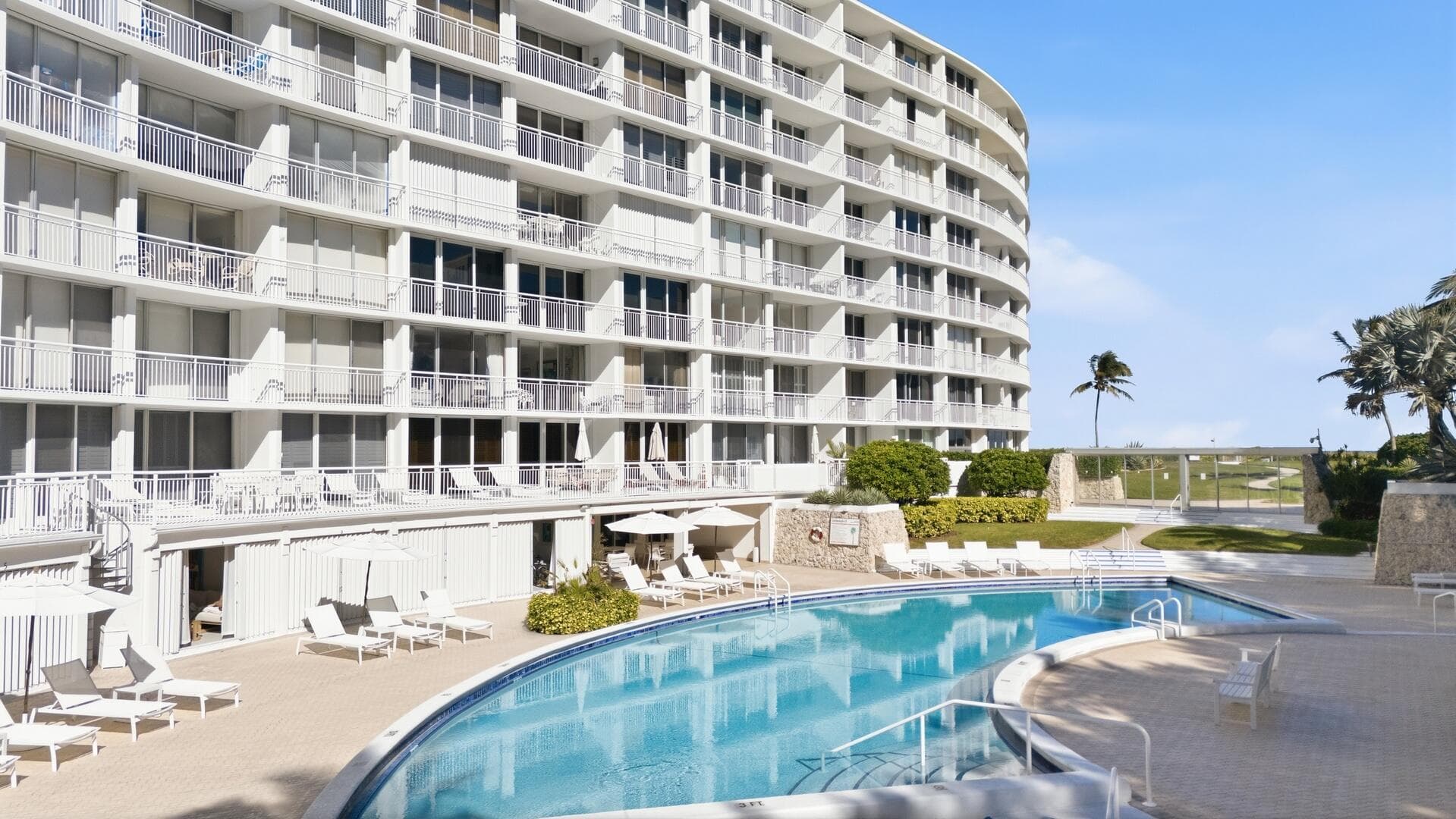 2780 S Ocean Boulevard 709, Palm Beach, FL 33480 — photo 40 of 70