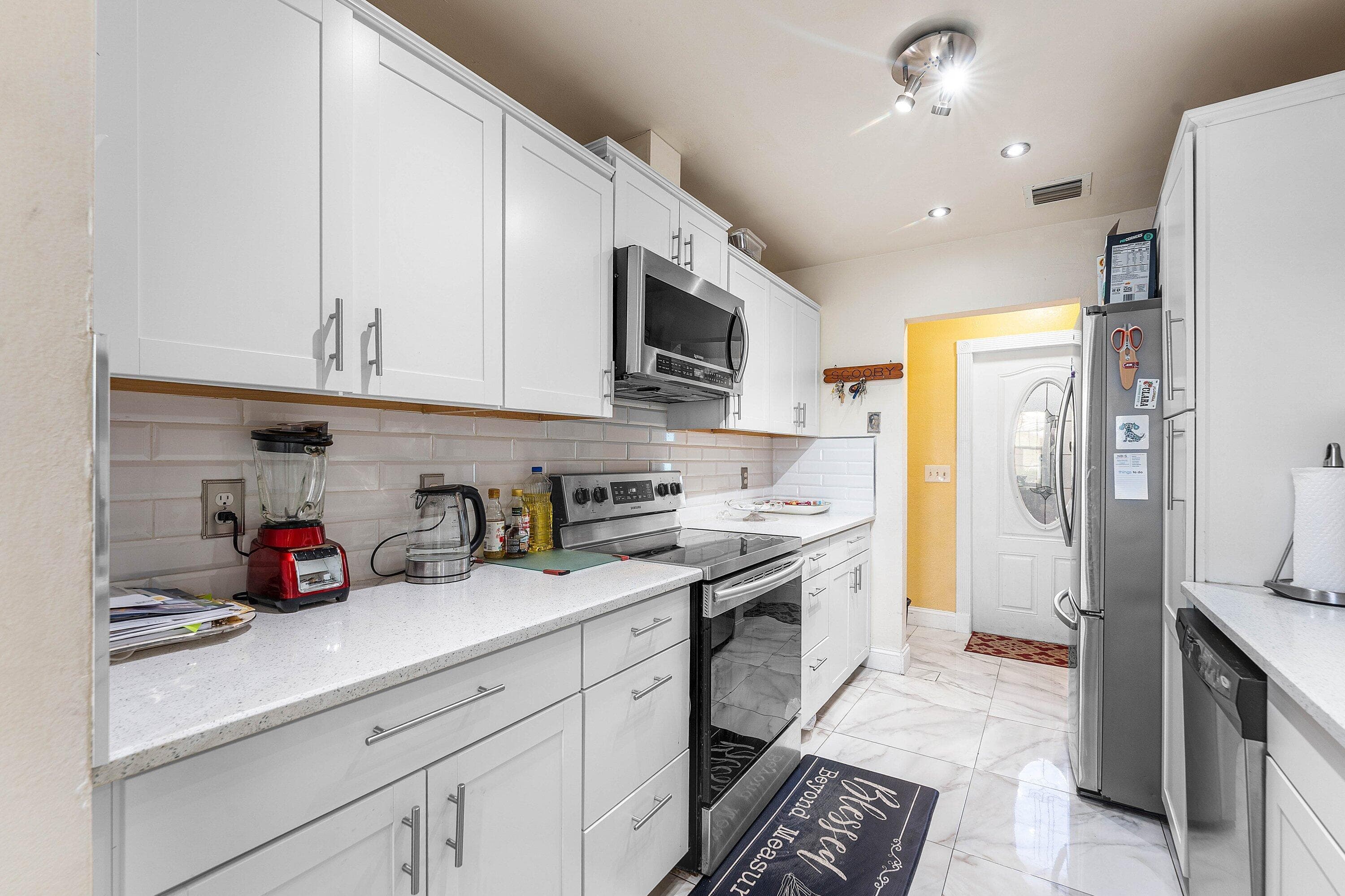 10290 Carmen Lane, Royal Palm Beach, FL 33411 — photo 11 of 28