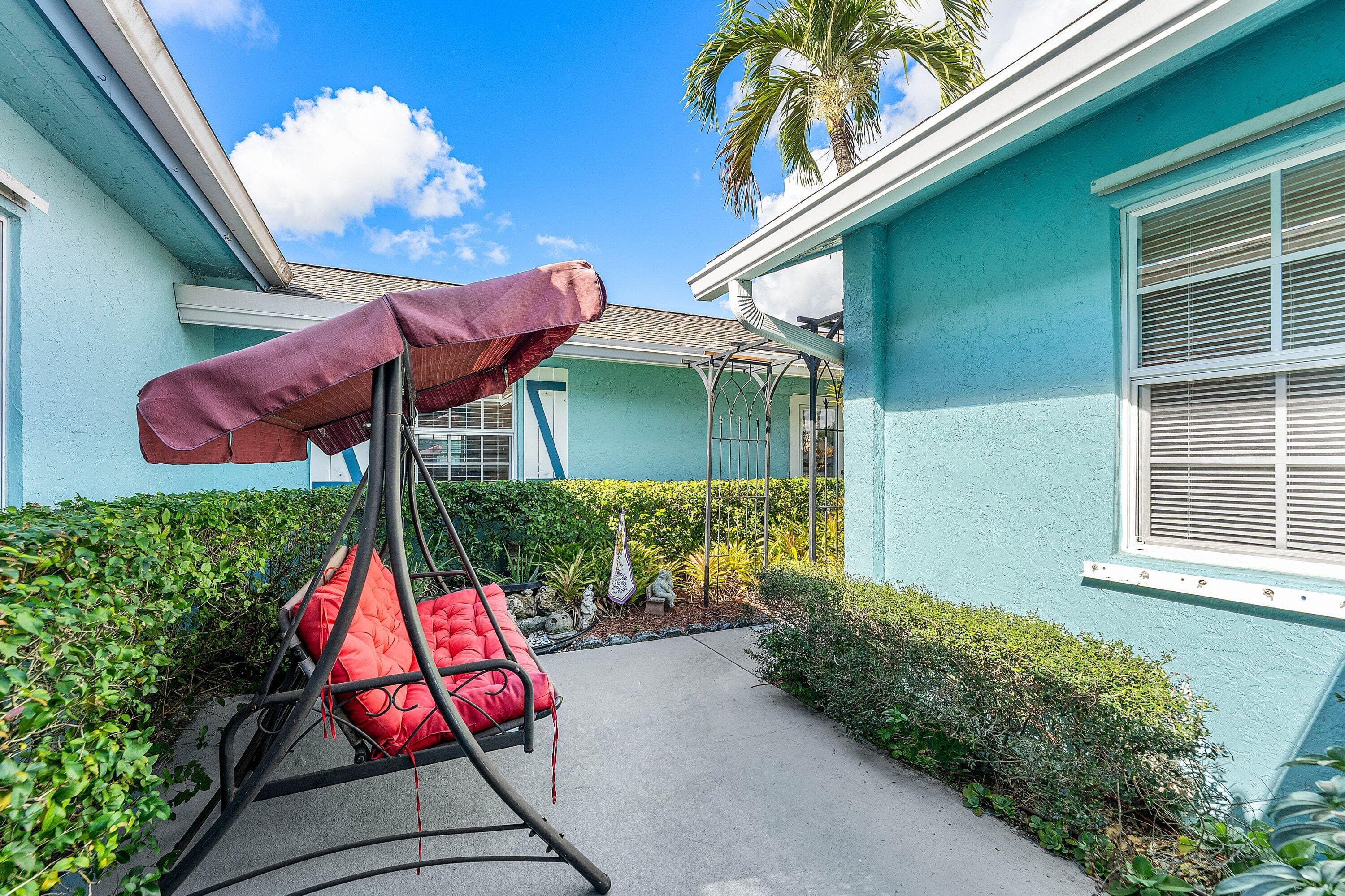 10290 Carmen Lane, Royal Palm Beach, FL 33411 — photo 4 of 28