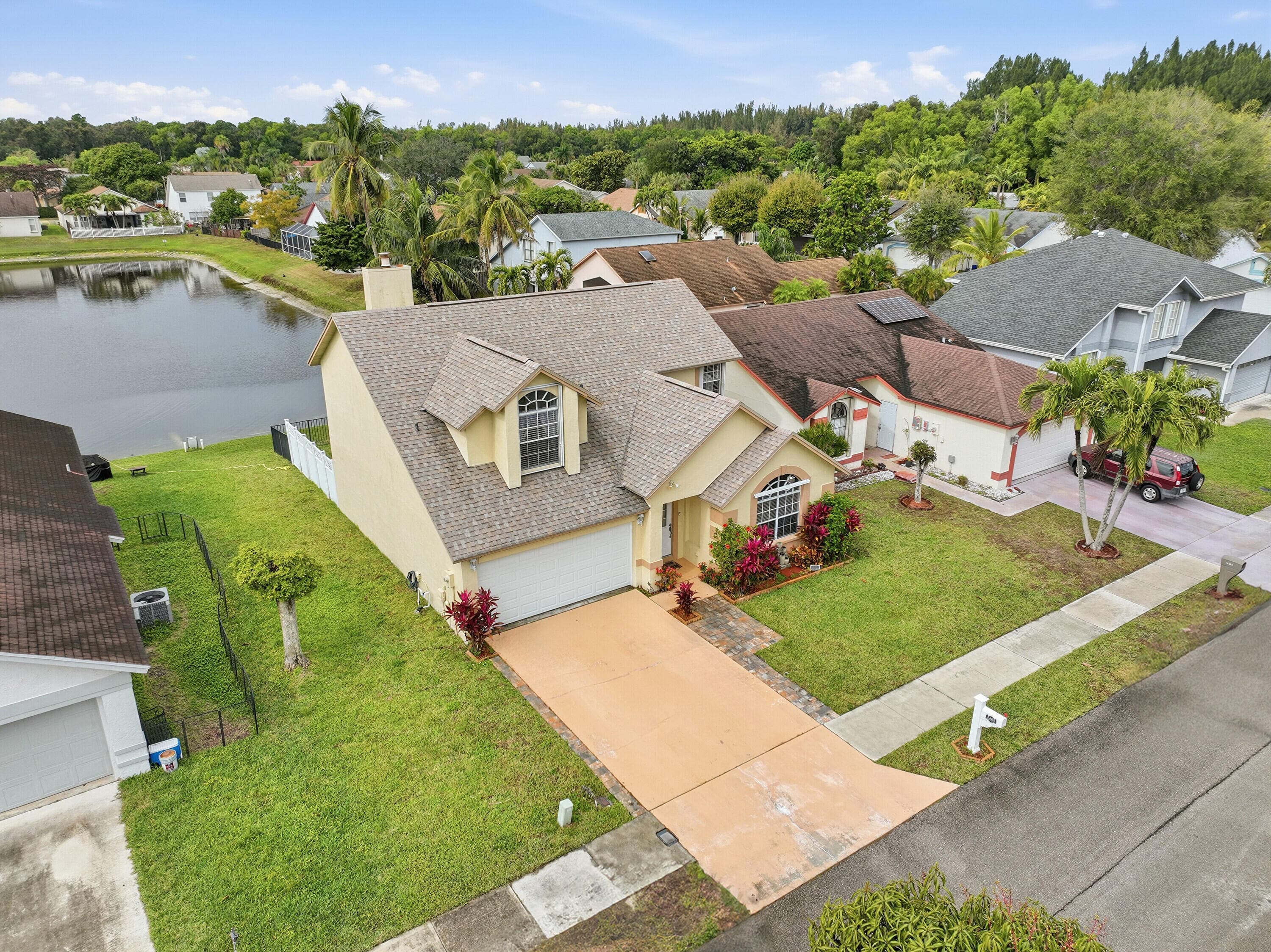 2805 Foxhall Drive E, West Palm Beach, FL 33417 — photo 30 of 54