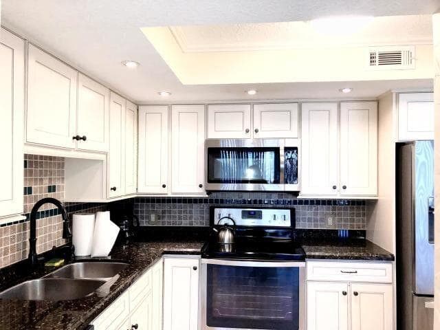 4200 N N Ocean Drive Drive 2-101, Riviera Beach, FL 33404 — photo 8 of 20