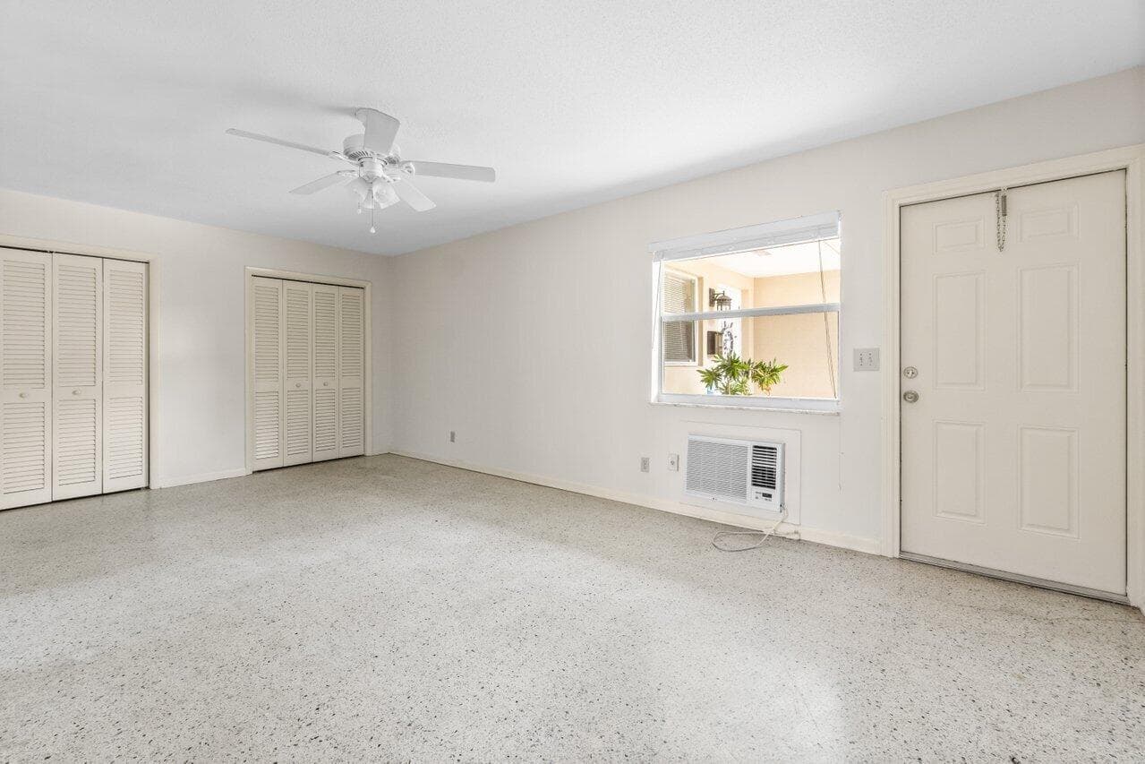 751 Hummingbird Way 6, North Palm Beach, FL 33408 — photo 6 of 18