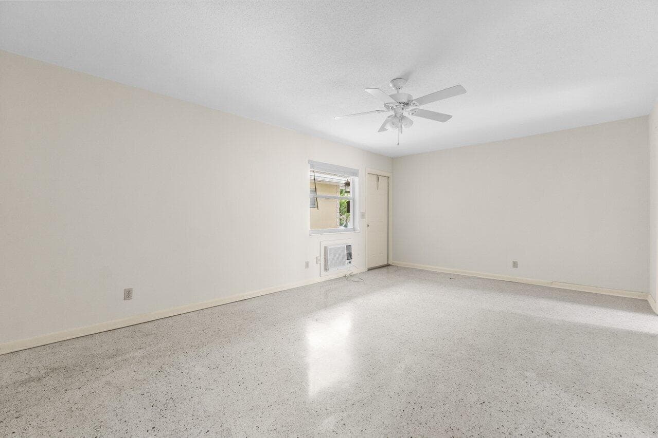 751 Hummingbird Way 6, North Palm Beach, FL 33408 — photo 7 of 18