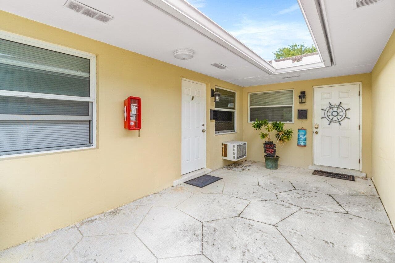 751 Hummingbird Way 6, North Palm Beach, FL 33408 — photo 17 of 18