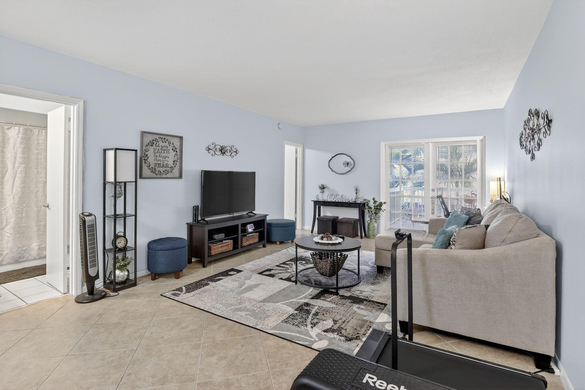 2424 SE 17th Street 208b, Fort Lauderdale, FL 33316 — photo 2 of 16