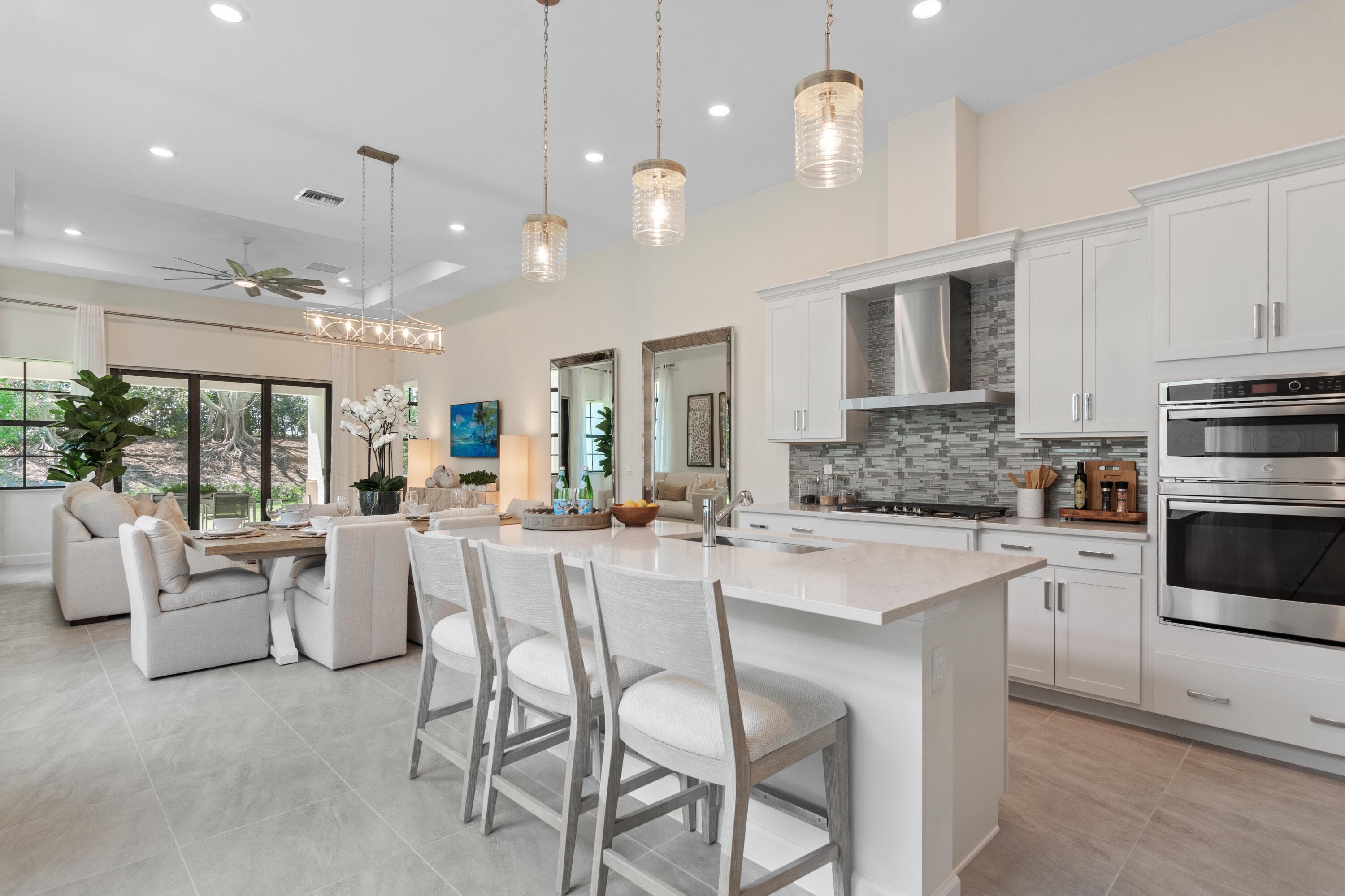 560 SE Fascino Circle, Port St. Lucie, FL 34984 — photo 1 of 21