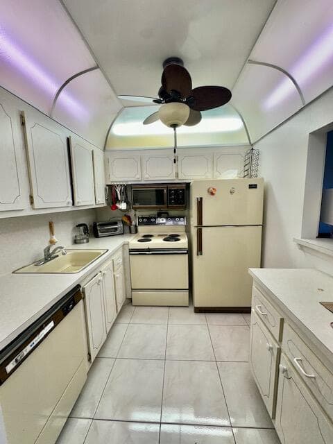30 Suffolk A, Boca Raton, FL 33434 — photo 3 of 34