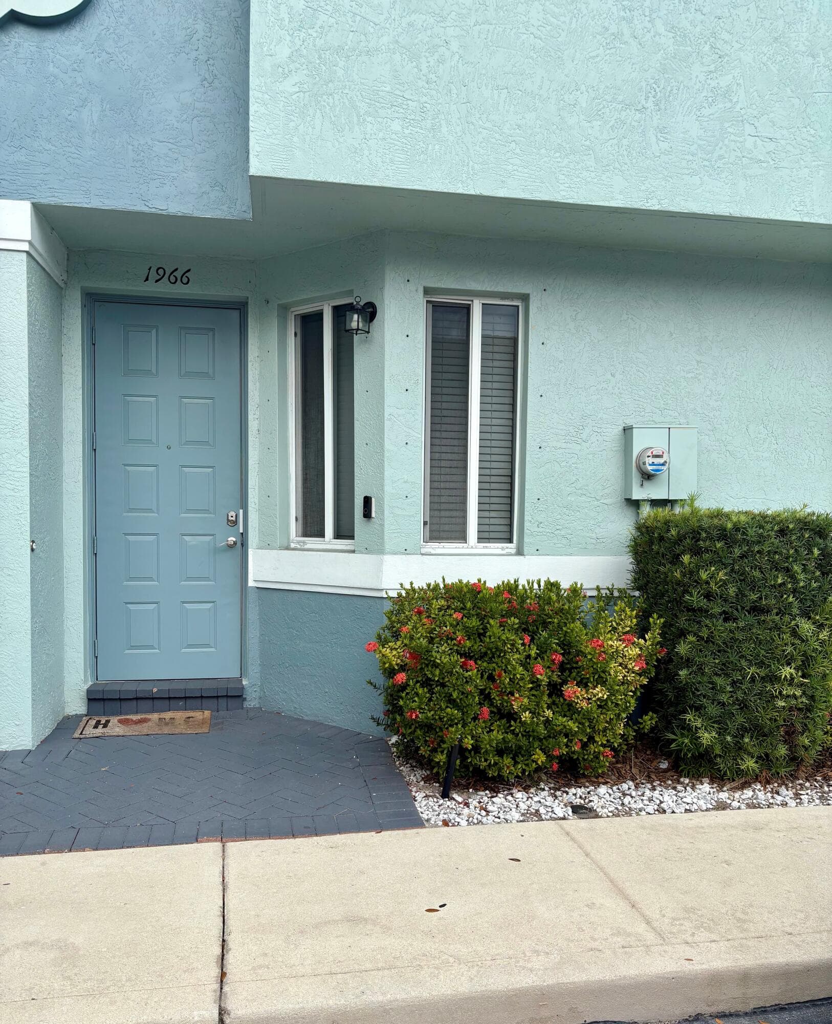 1966 Alamanda Way, Riviera Beach, FL 33404 — photo 2 of 25