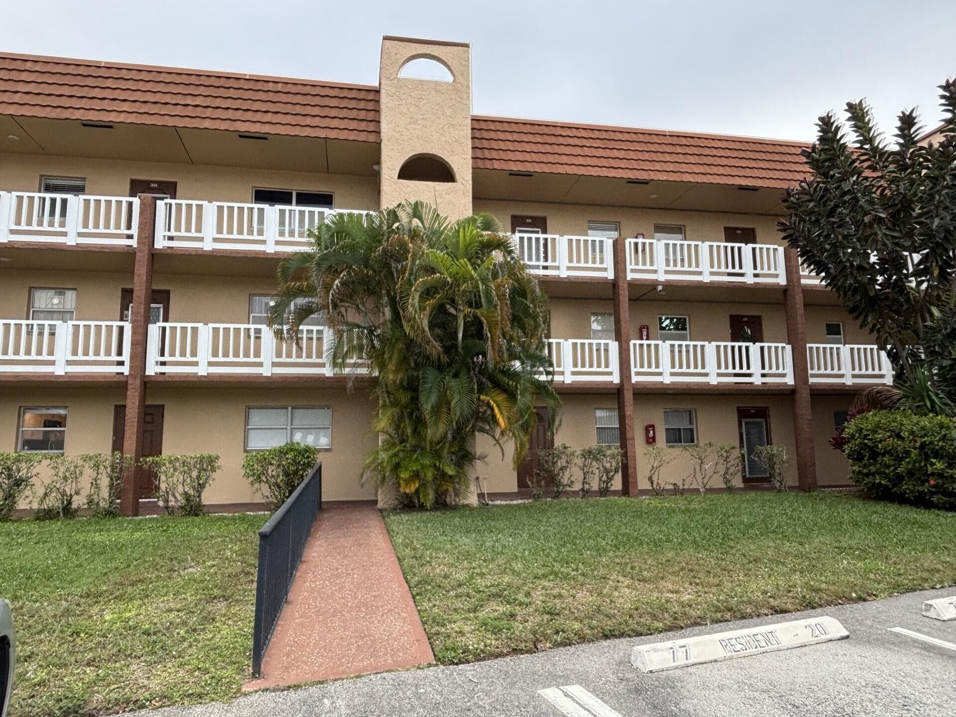 2731 N Pine Island Road 105, Sunrise, FL 33322 — photo 23 of 34