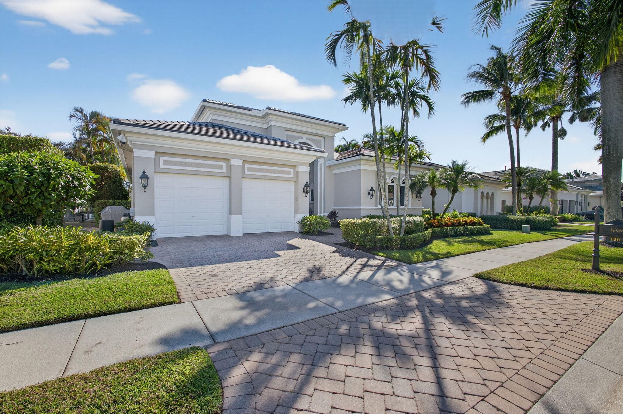 120 Via Mariposa, Palm Beach Gardens, FL 33418 — photo 1 of 72