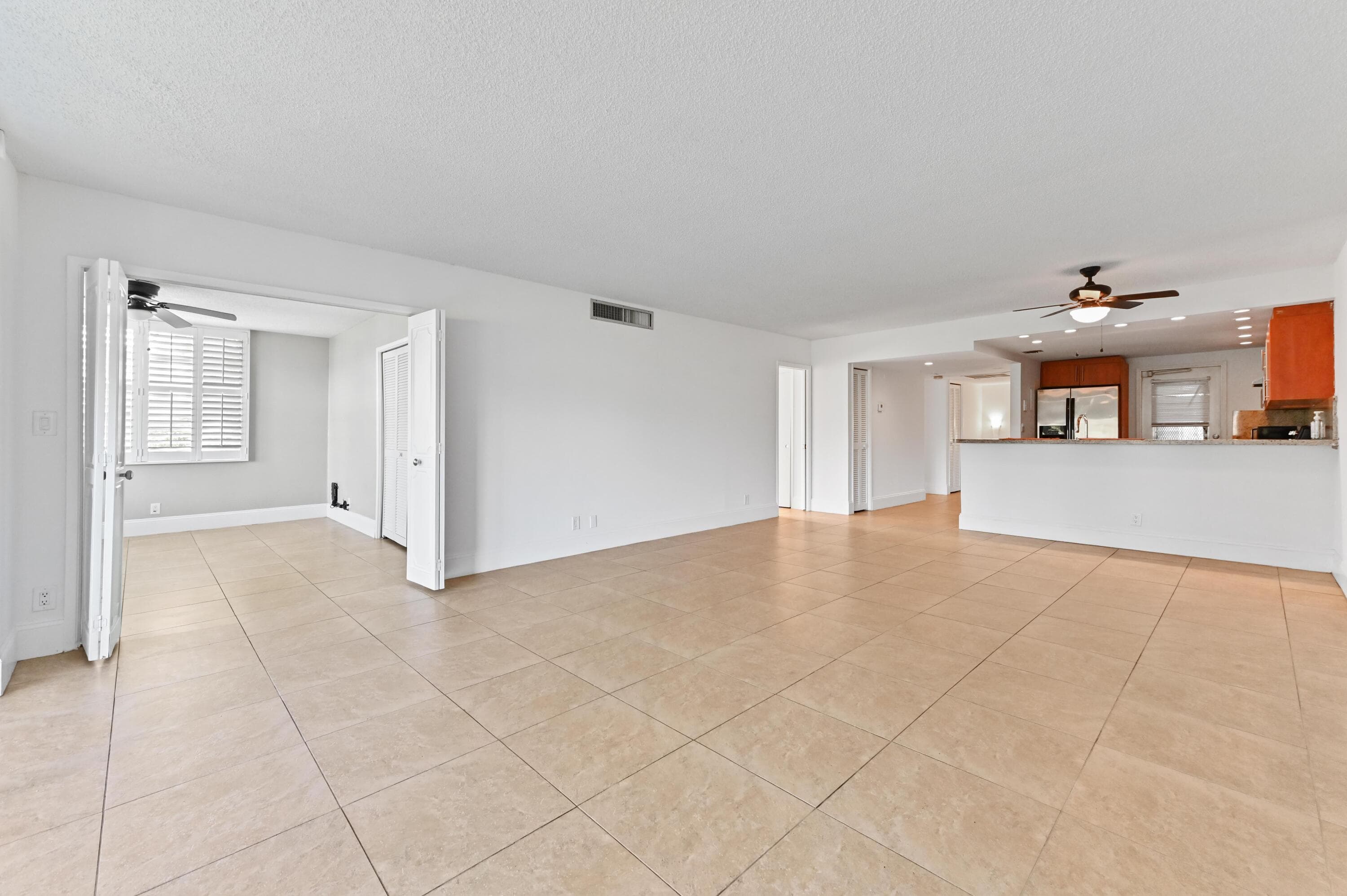 2851 S Palm Aire Drive 101, Pompano Beach, FL 33069 — photo 13 of 35