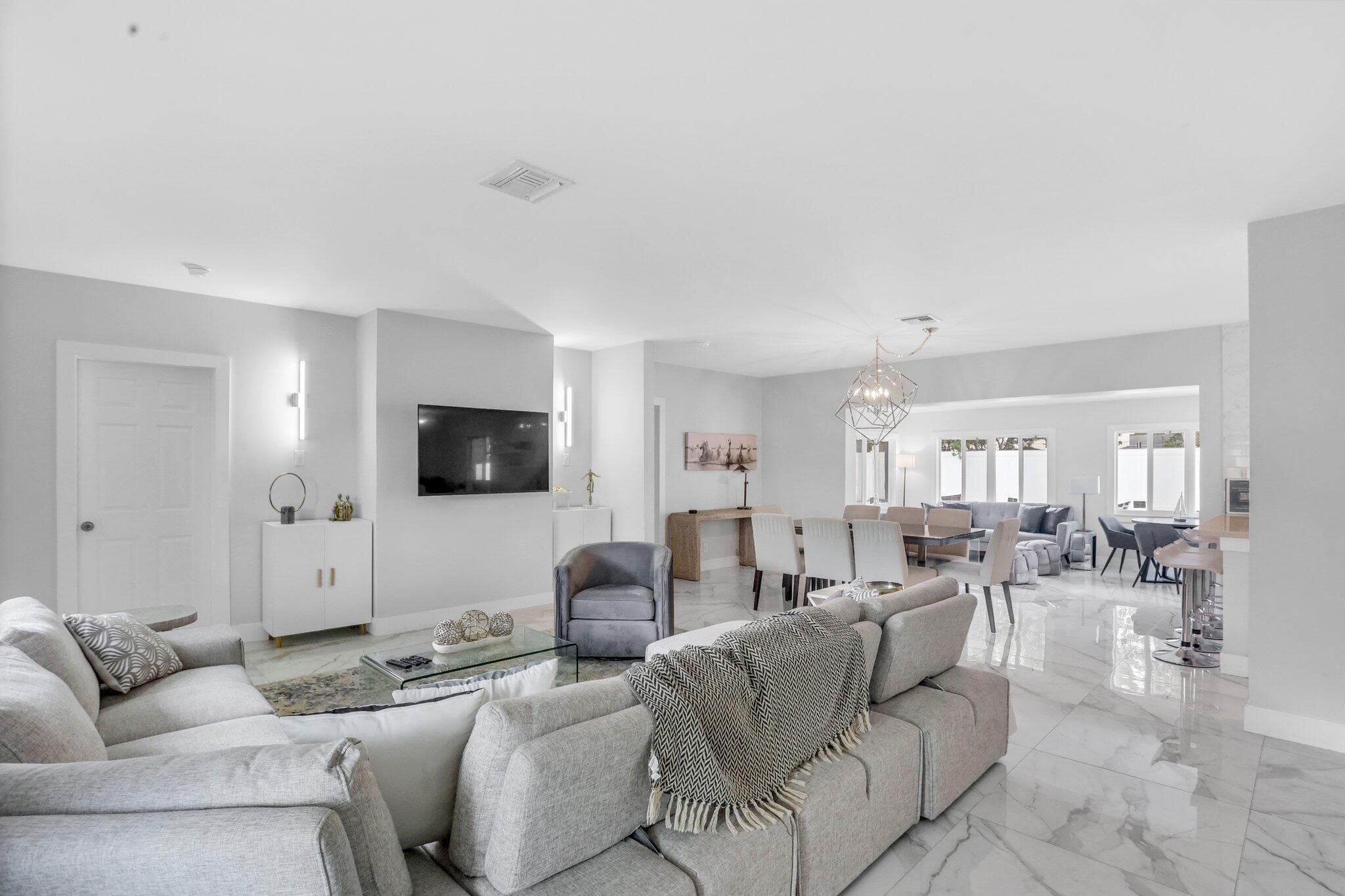 3025 Center Avenue, Fort Lauderdale, FL 33308 — photo 7 of 38