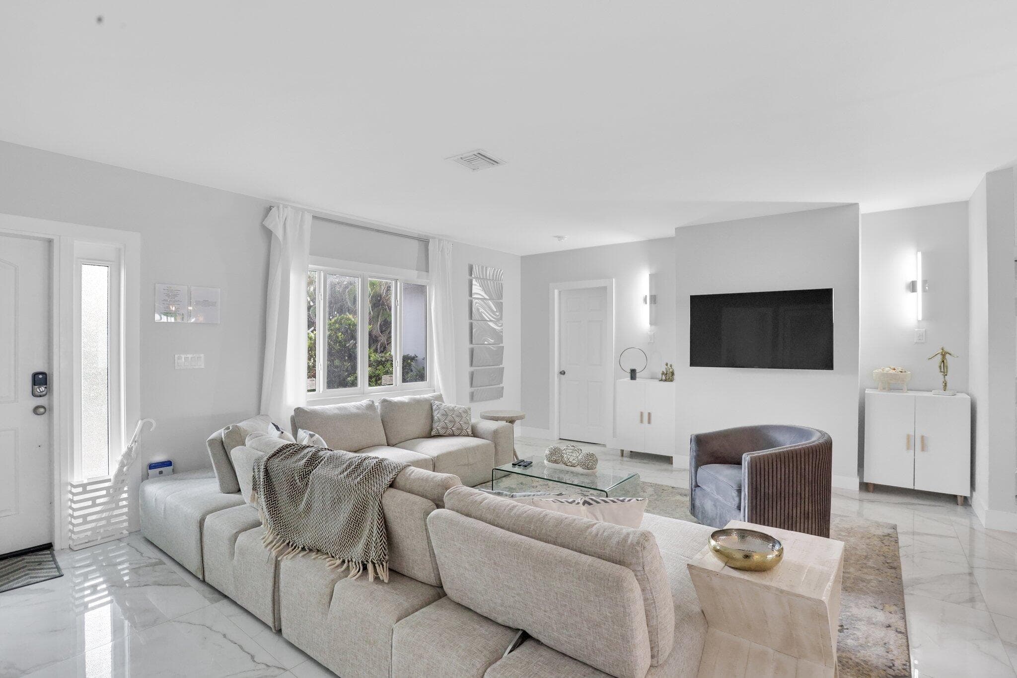 3025 Center Avenue, Fort Lauderdale, FL 33308 — photo 9 of 38