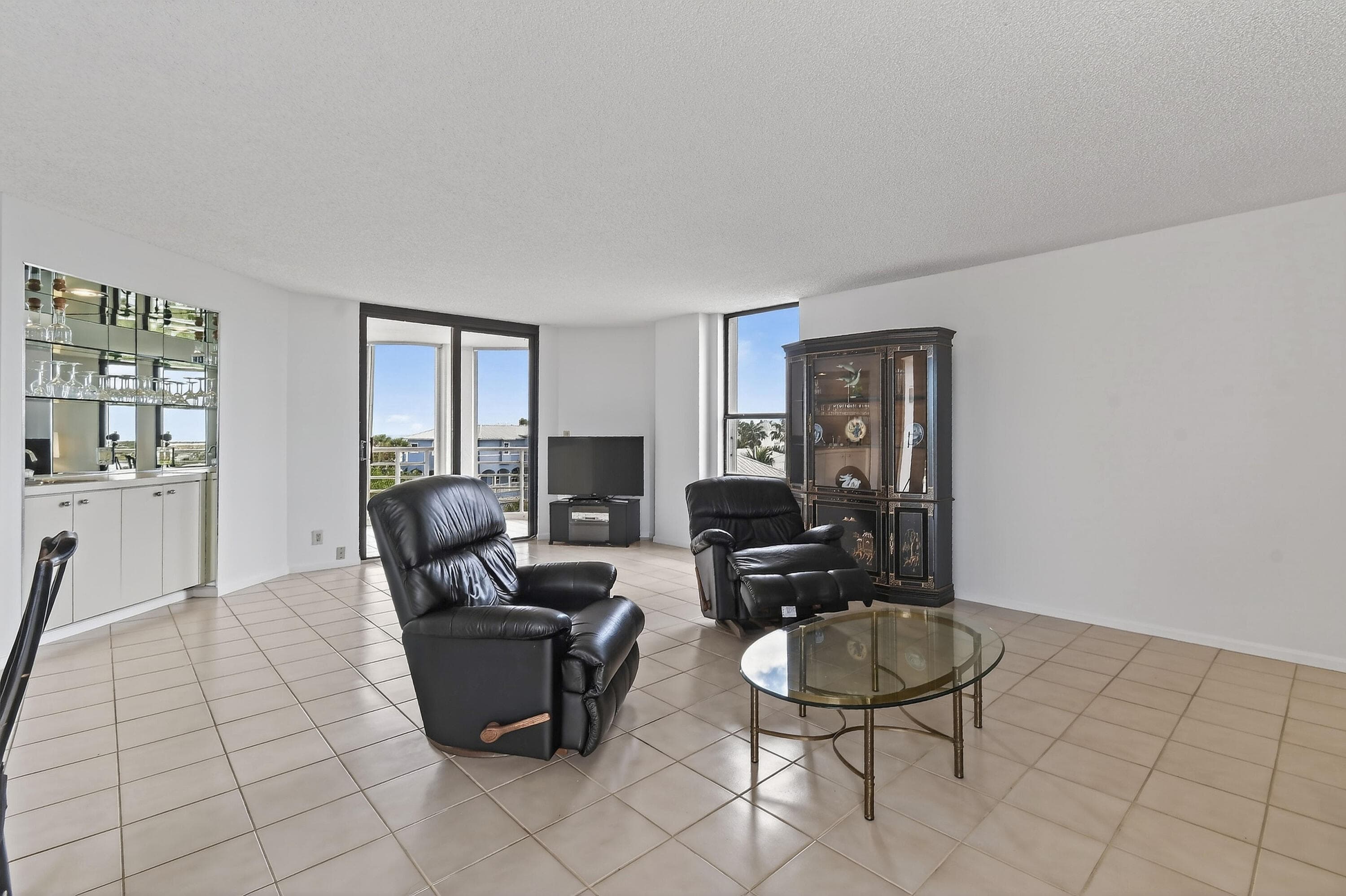 176 Helios Drive 401, Jupiter, FL 33477 — photo 6 of 39