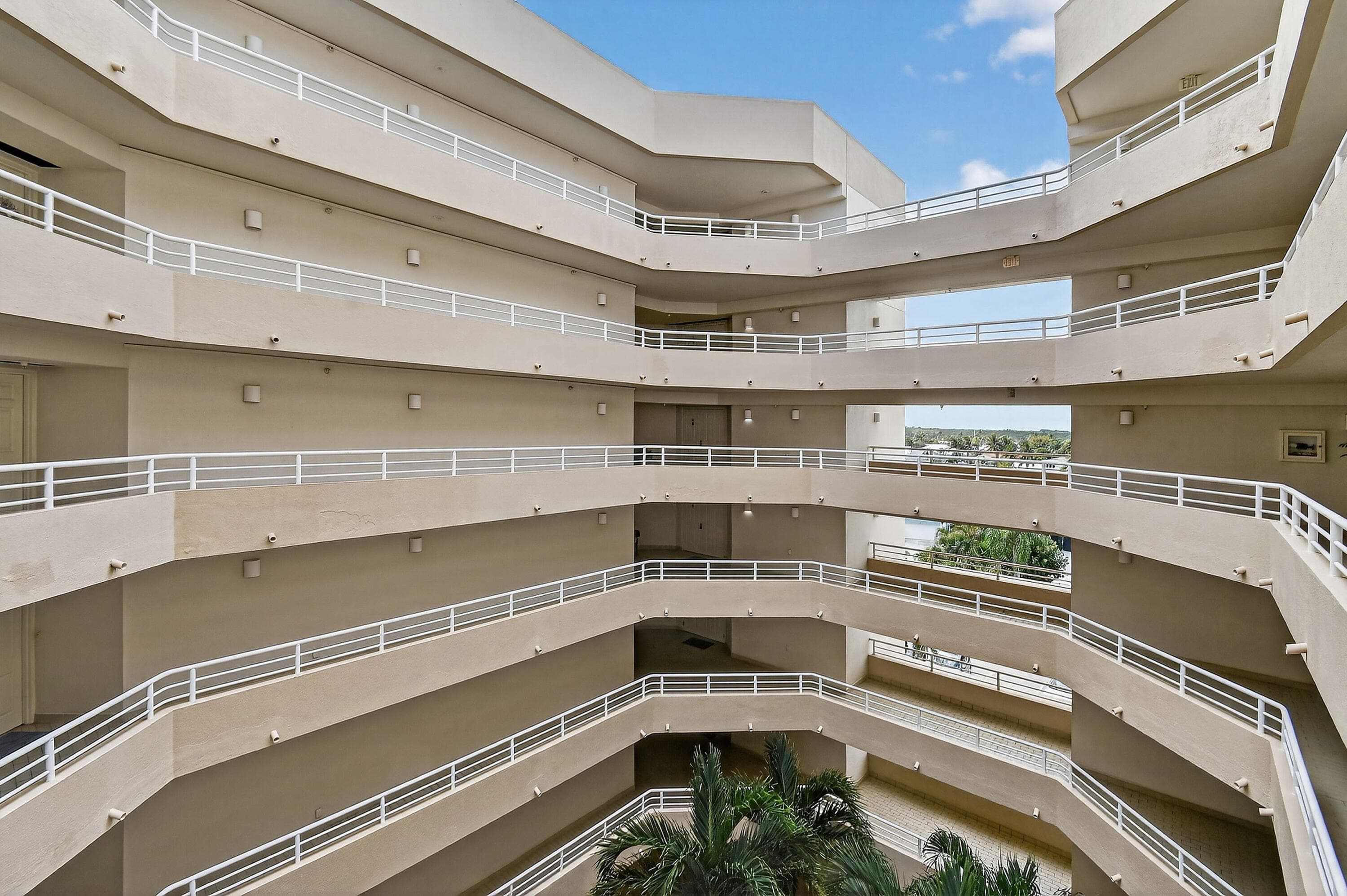 176 Helios Drive 401, Jupiter, FL 33477 — photo 35 of 39