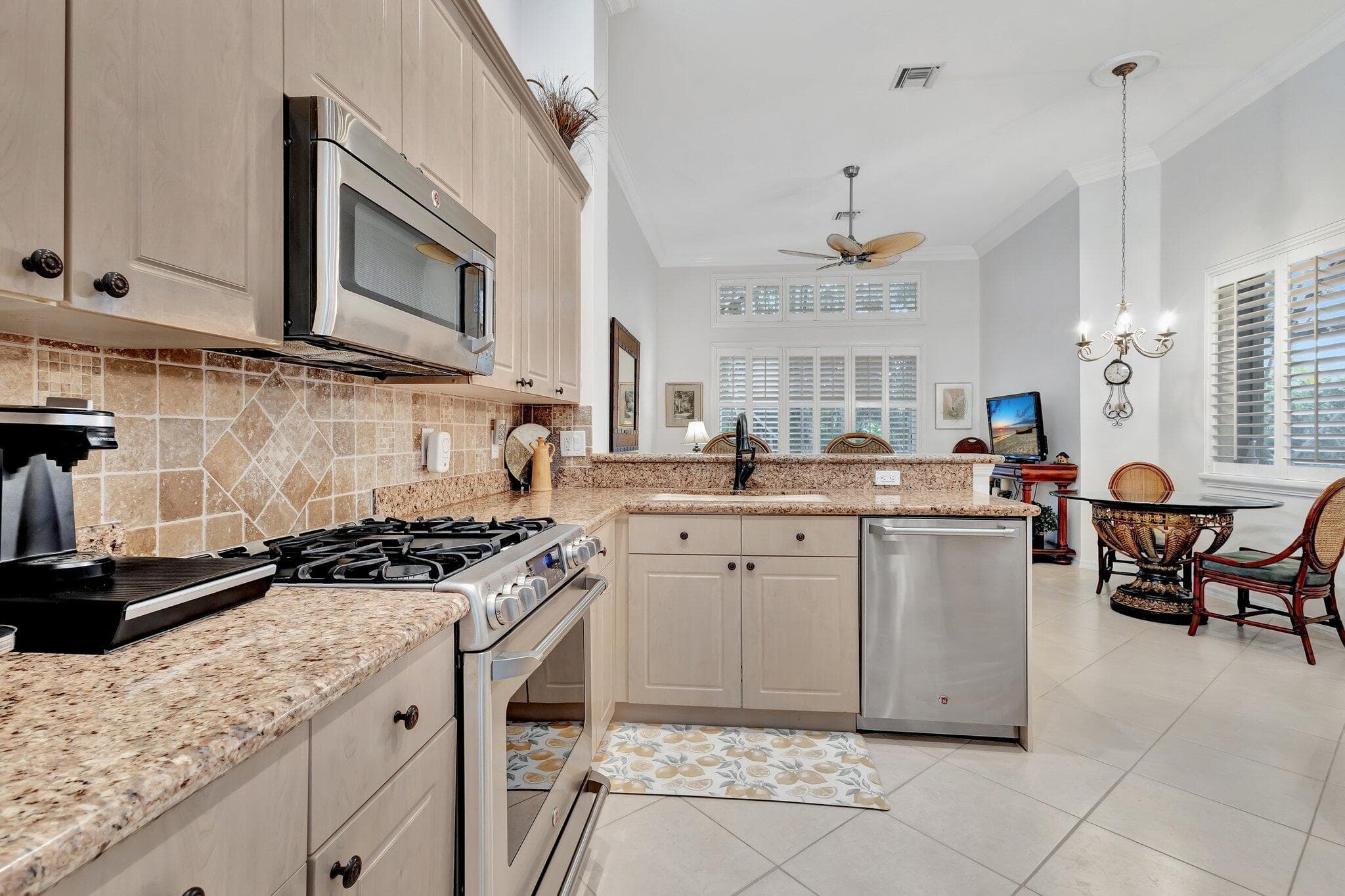 10732 Grande Boulevard, West Palm Beach, FL 33412 — photo 7 of 23