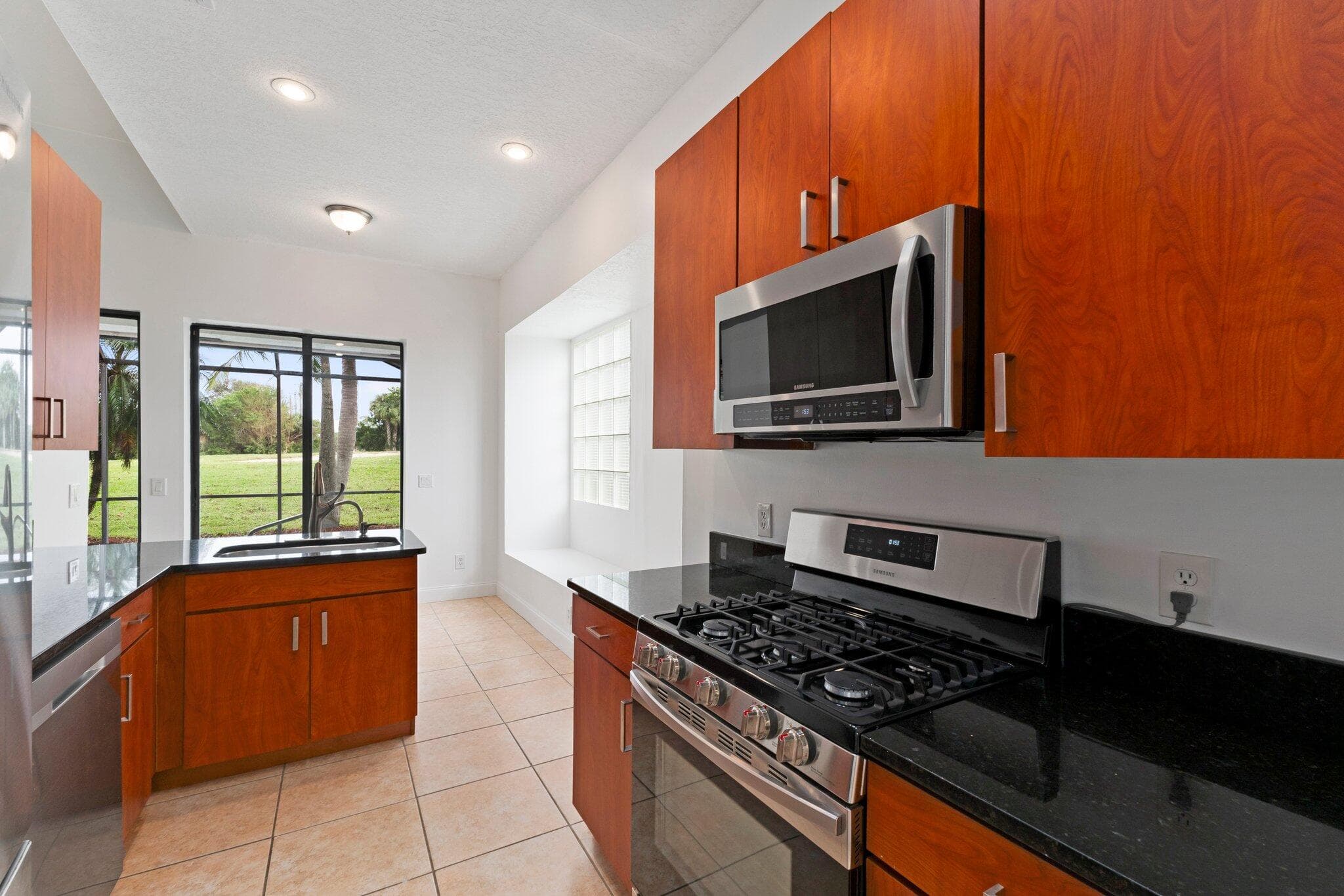 435 SW Jefferson Circle, Port St. Lucie, FL 34986 — photo 27 of 58
