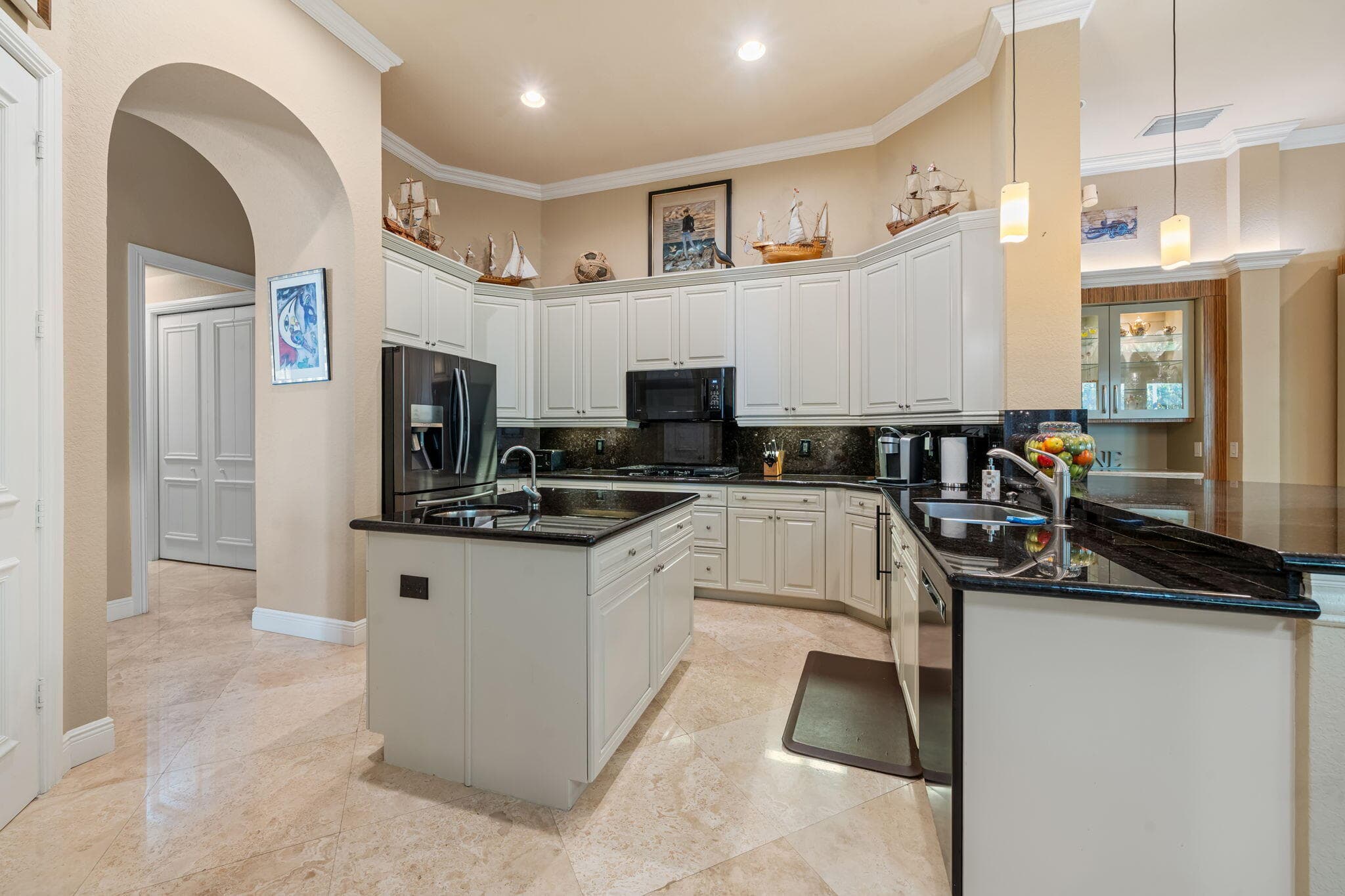 10710 Versailles Boulevard, Wellington, FL 33449 — photo 8 of 54